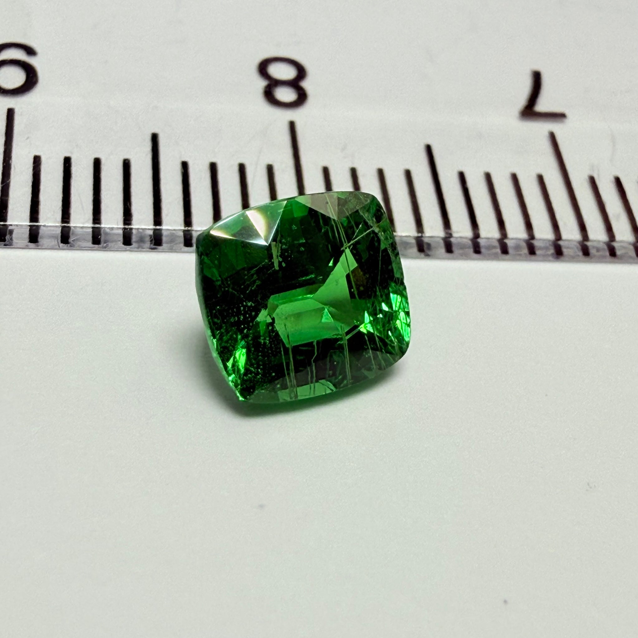 Tsavorite Garnet, 1.29ct, Tanzania, Untreated Unheated