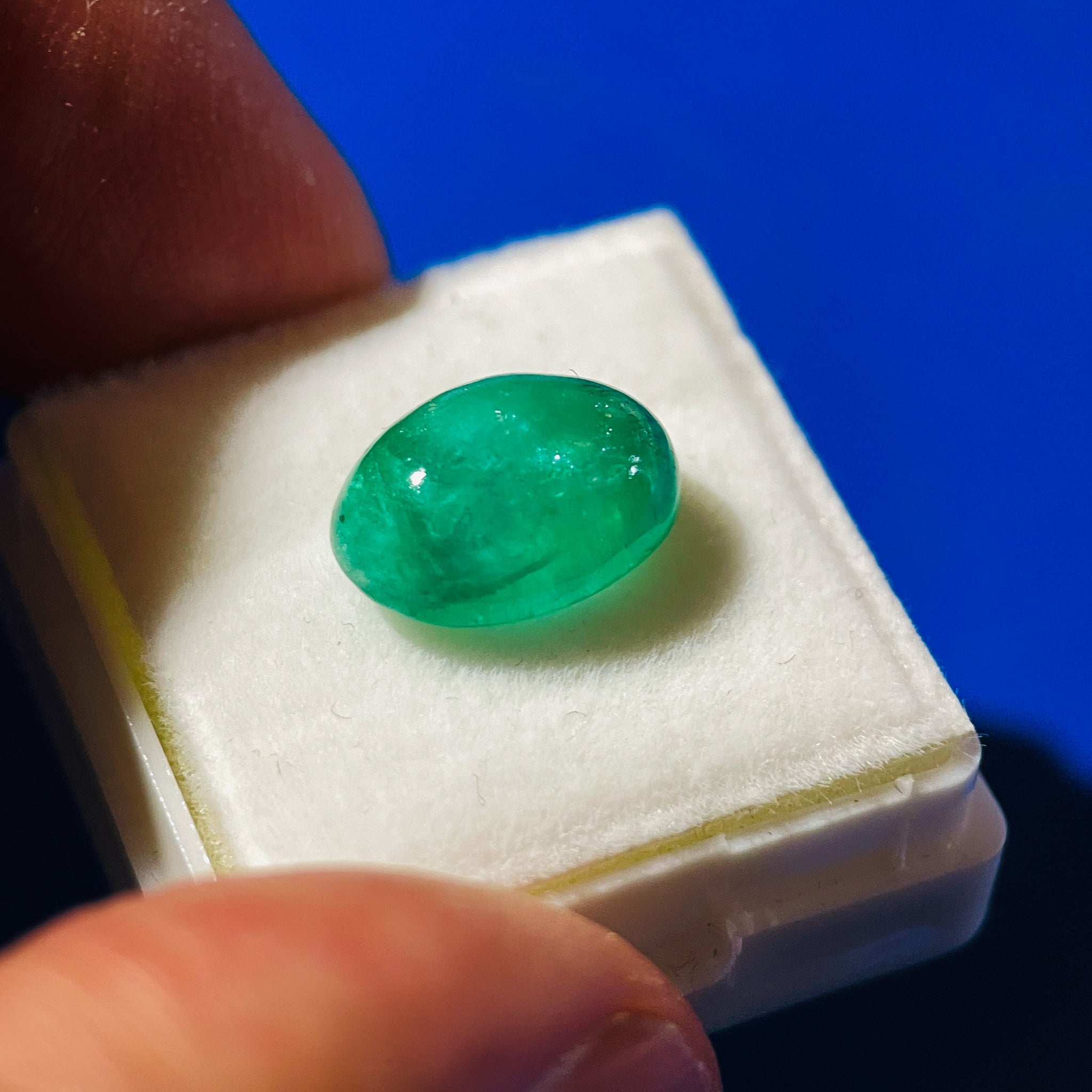 5.53Ct Emerald Tanzania. Untreated Unheated No Oil.