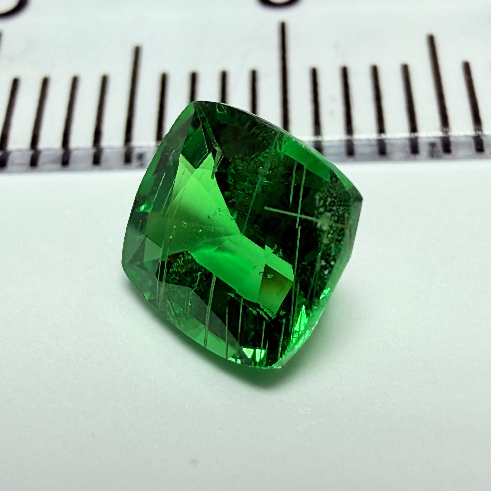 Tsavorite Garnet, 1.29ct, Tanzania, Untreated Unheated