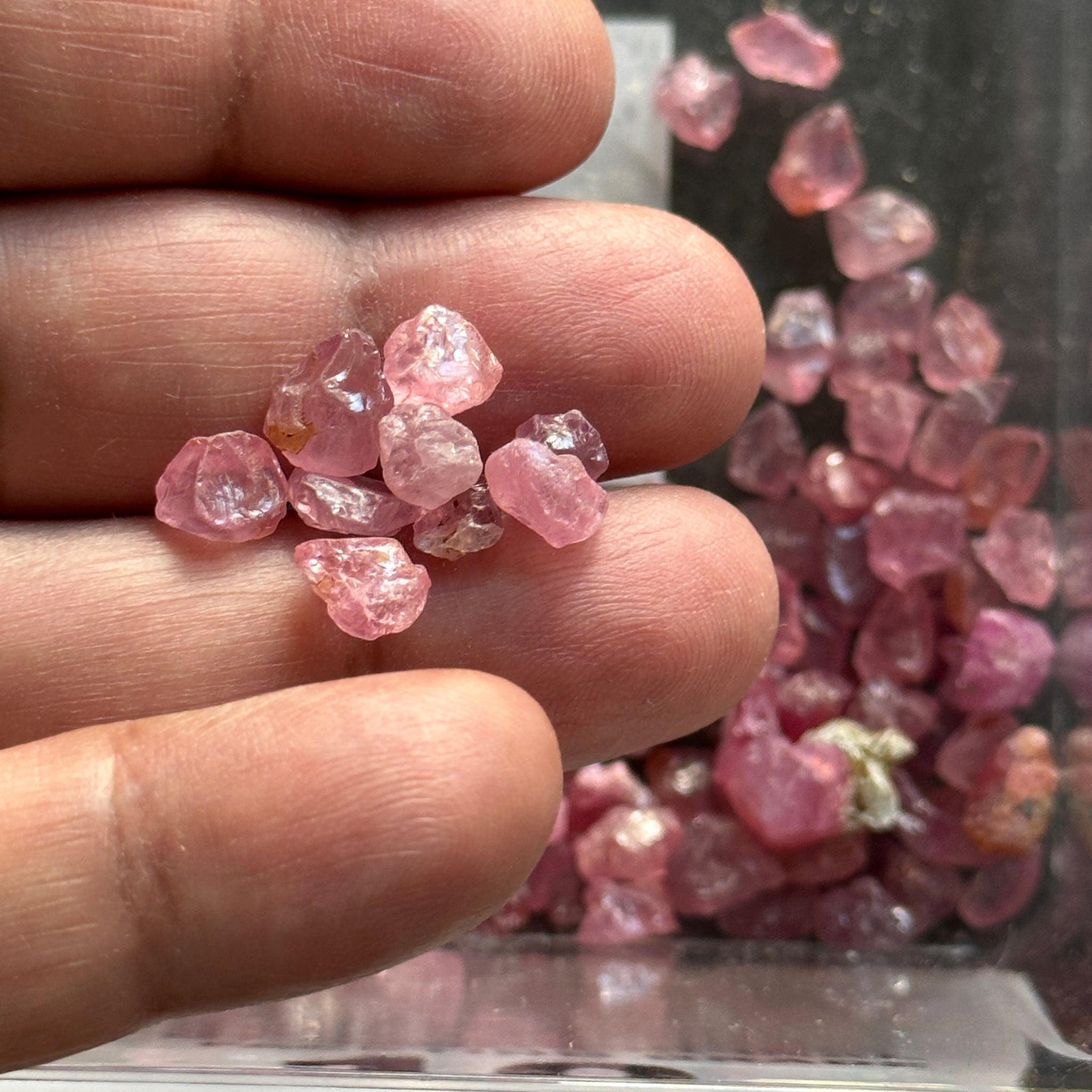 Spinel, Tanzania, Untreated Unheated, Per Stone, faceting, cabbing and specimen grade