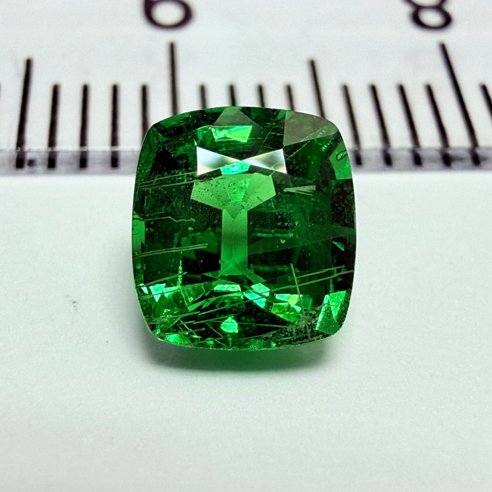 Tsavorite Garnet, 1.29ct, Tanzania, Untreated Unheated