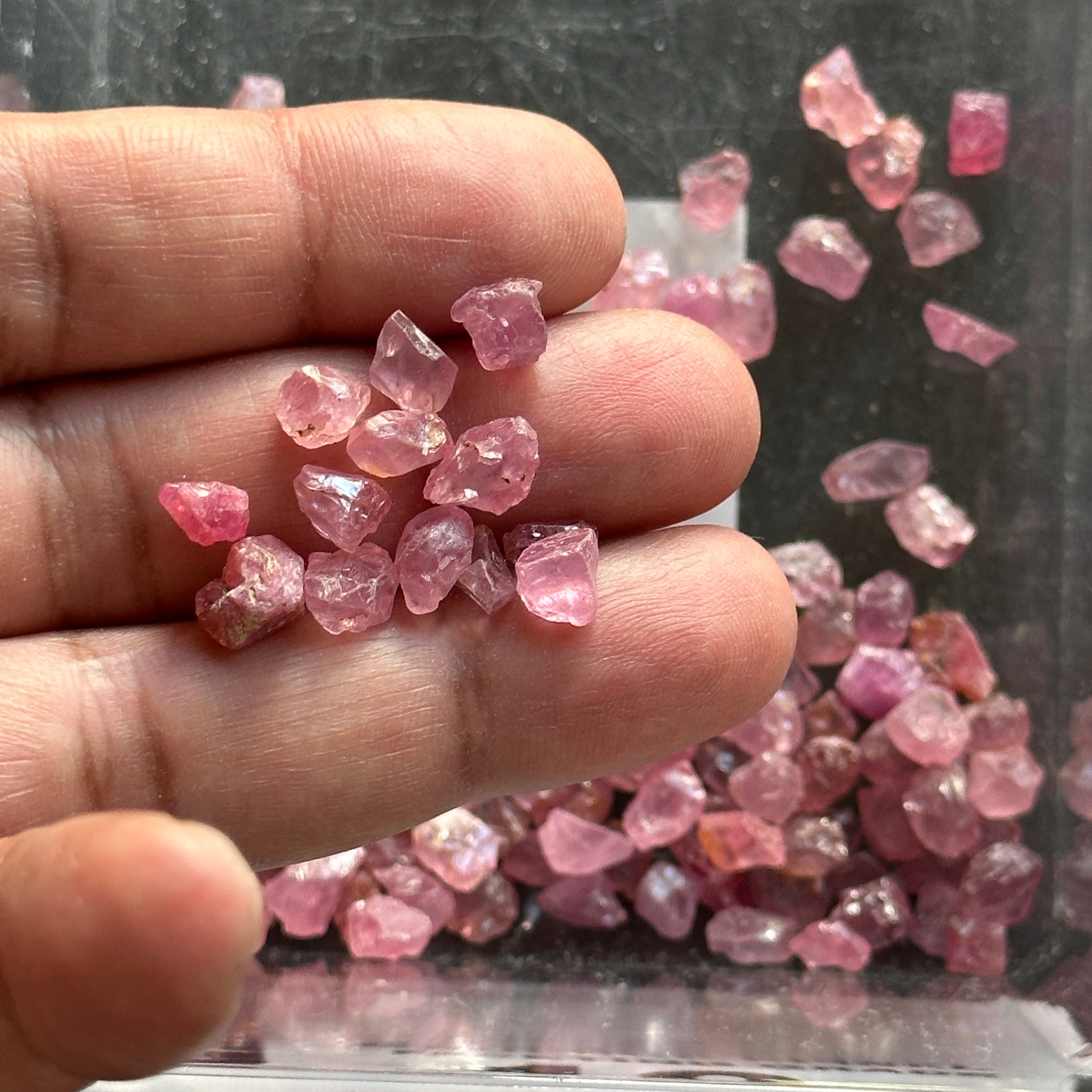 Spinel, Tanzania, Untreated Unheated, Per Stone, faceting, cabbing and specimen grade