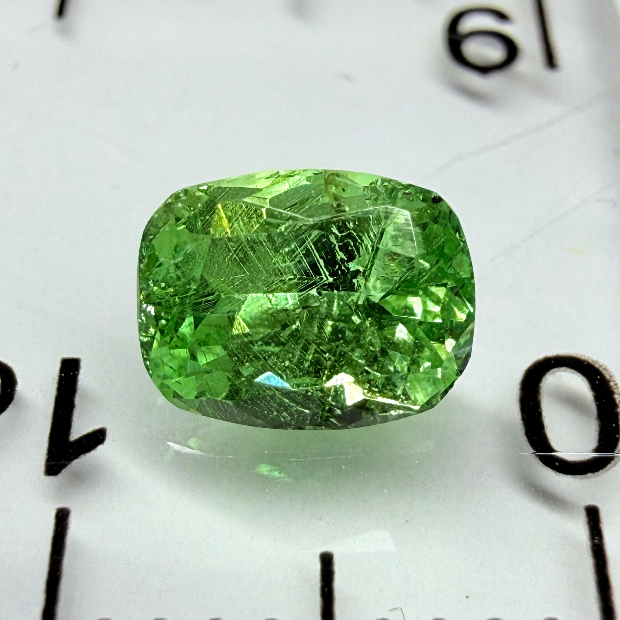 Tsavorite Garnet, 0.97ct, Tanzania, Untreated Unheated
