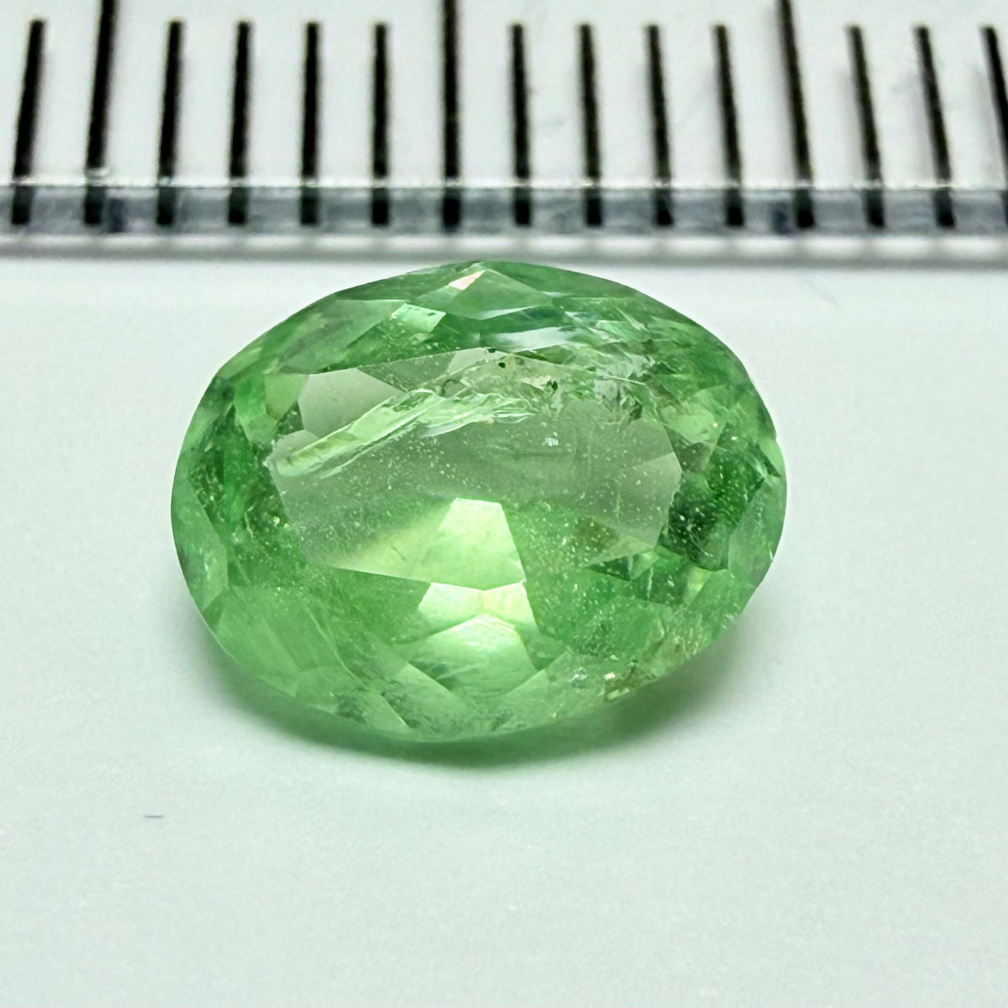 Tsavorite Garnet, 1.39ct, Tanzania, Untreated Unheated, native cut, inclusions inside, see pics