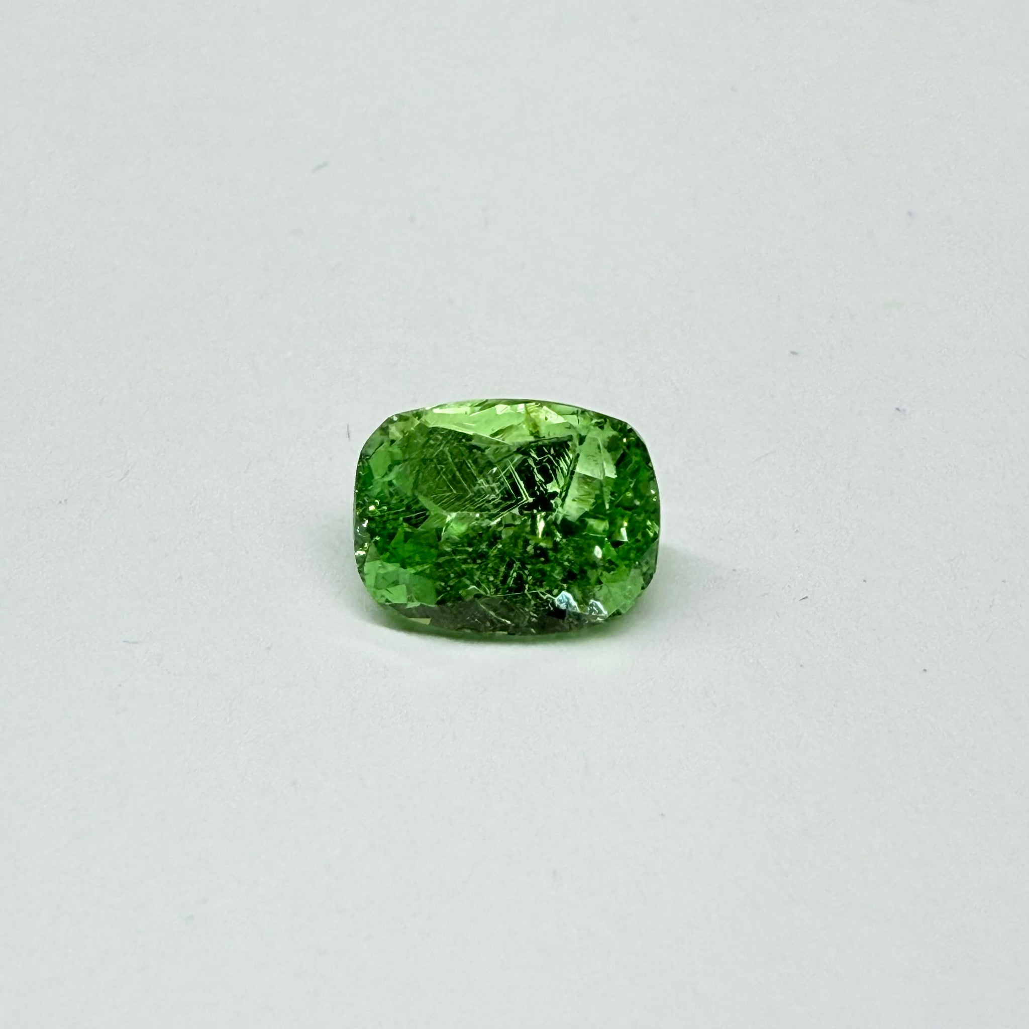 Tsavorite Garnet, 0.97ct, Tanzania, Untreated Unheated
