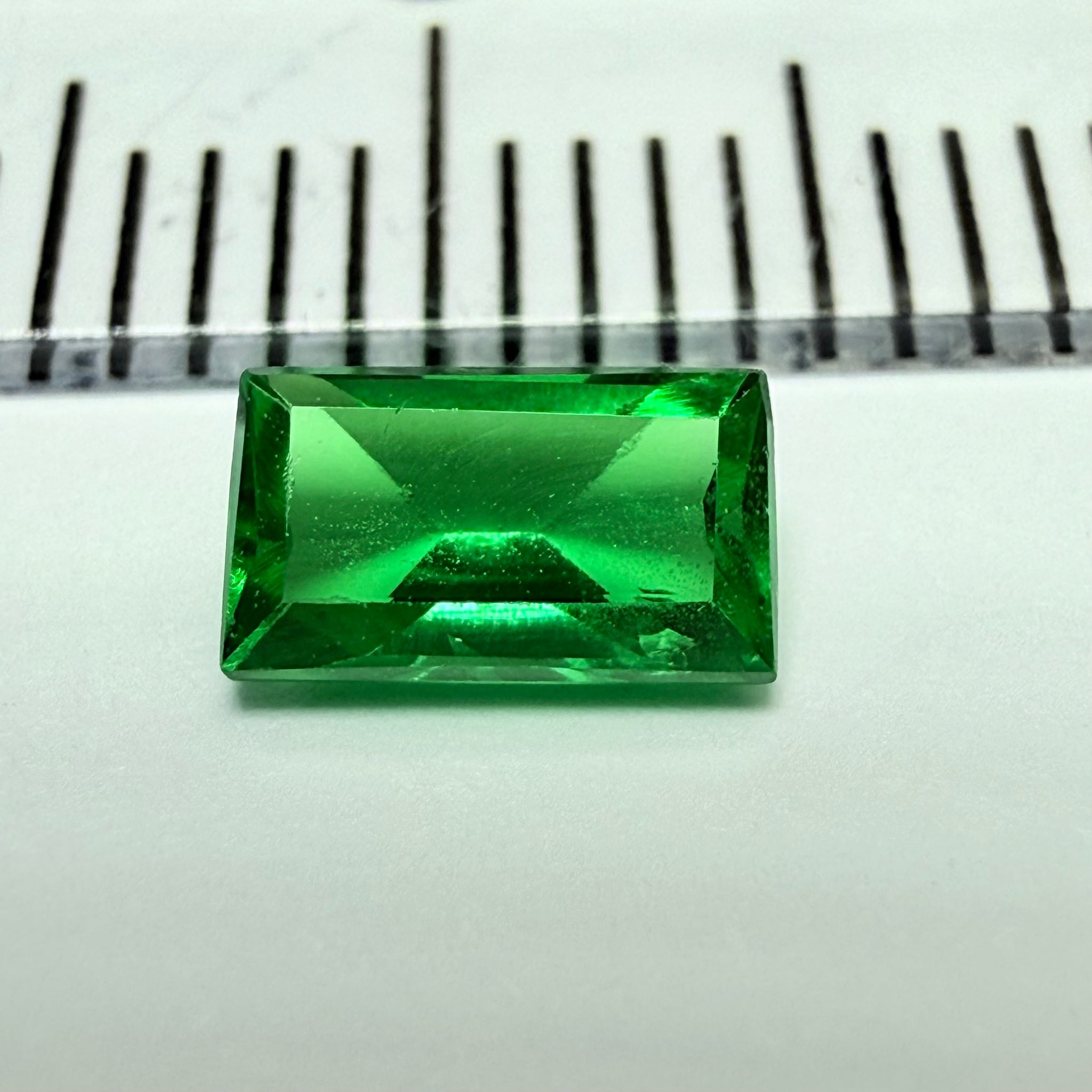 Tsavorite Garnet, 0.55ct, Tanzania, Untreated Unheated, native cut