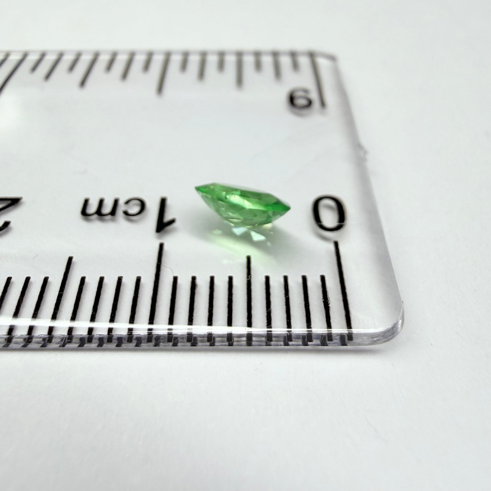 Tsavorite Garnet, 0.32ct, Tanzania, Untreated Unheated