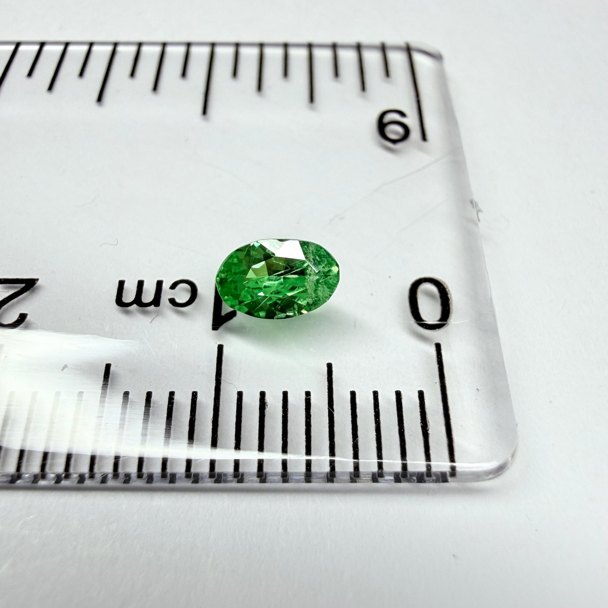Tsavorite Garnet, 0.32ct, Tanzania, Untreated Unheated