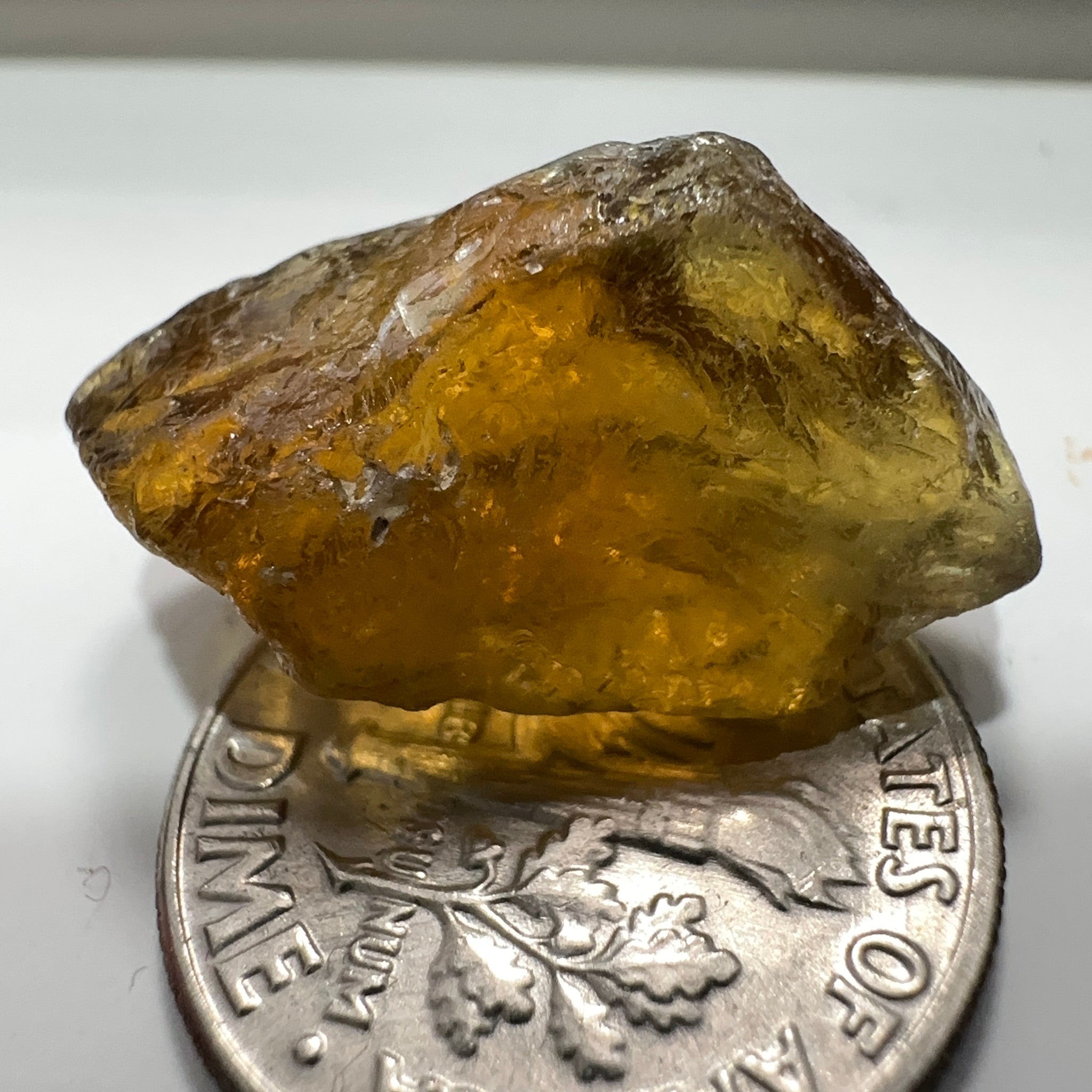 Apatite, 18.68ct, Tanzania, Untreated Unheated, VVS with slight silk