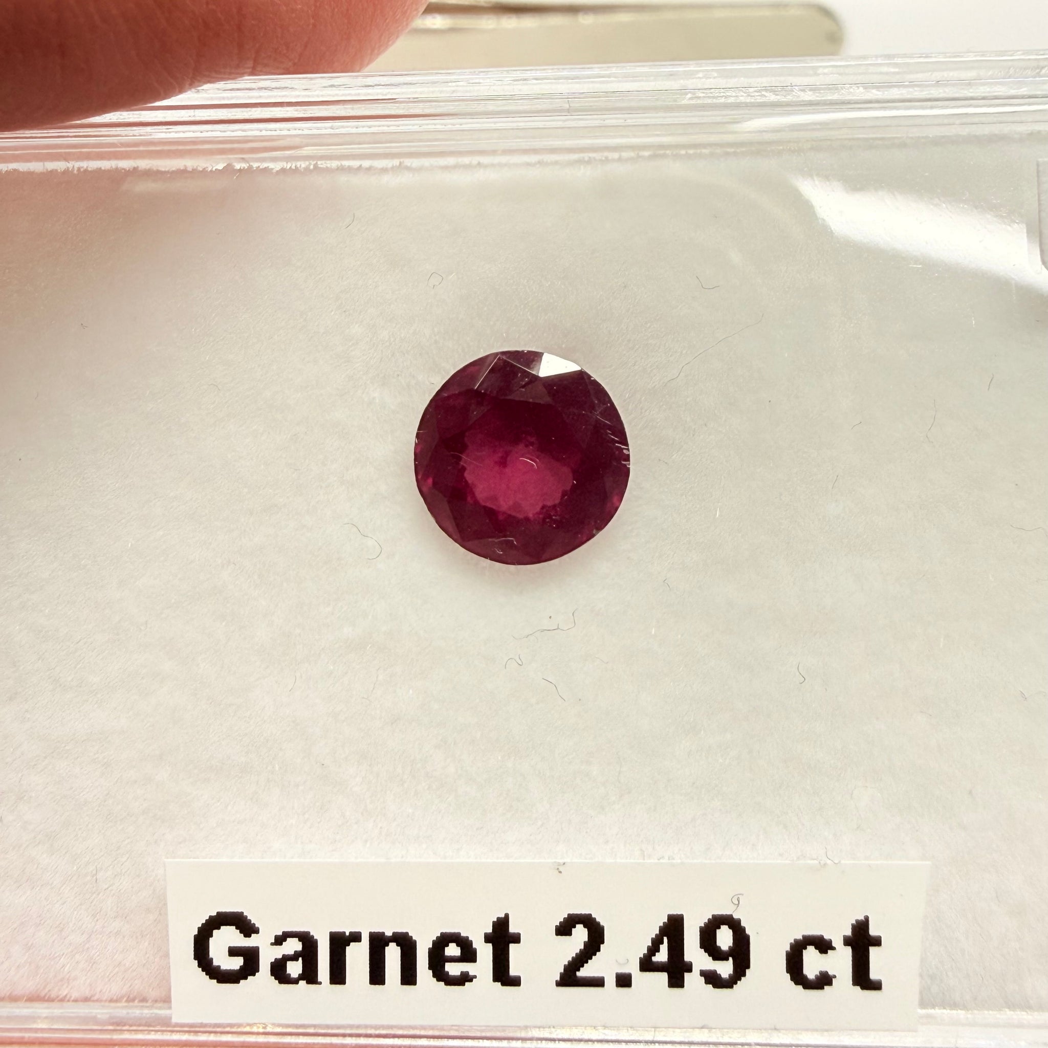 Garnet, 2.49ct, Tanzania, Untreated Unheated, silky