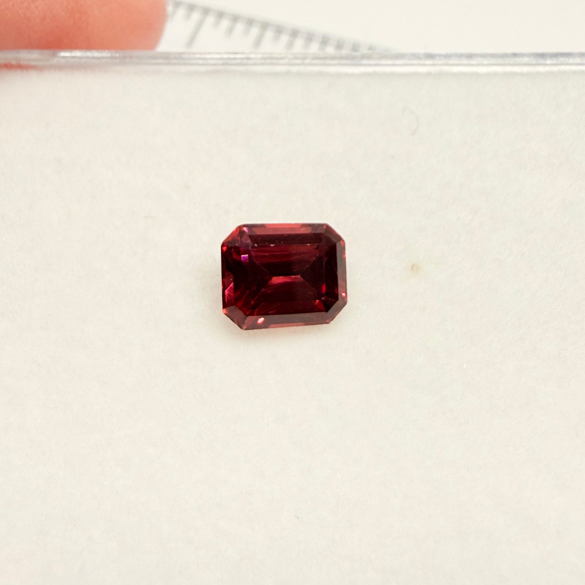 Garnet, 1.58ct, Tanzania, Untreated Unheated, native cut