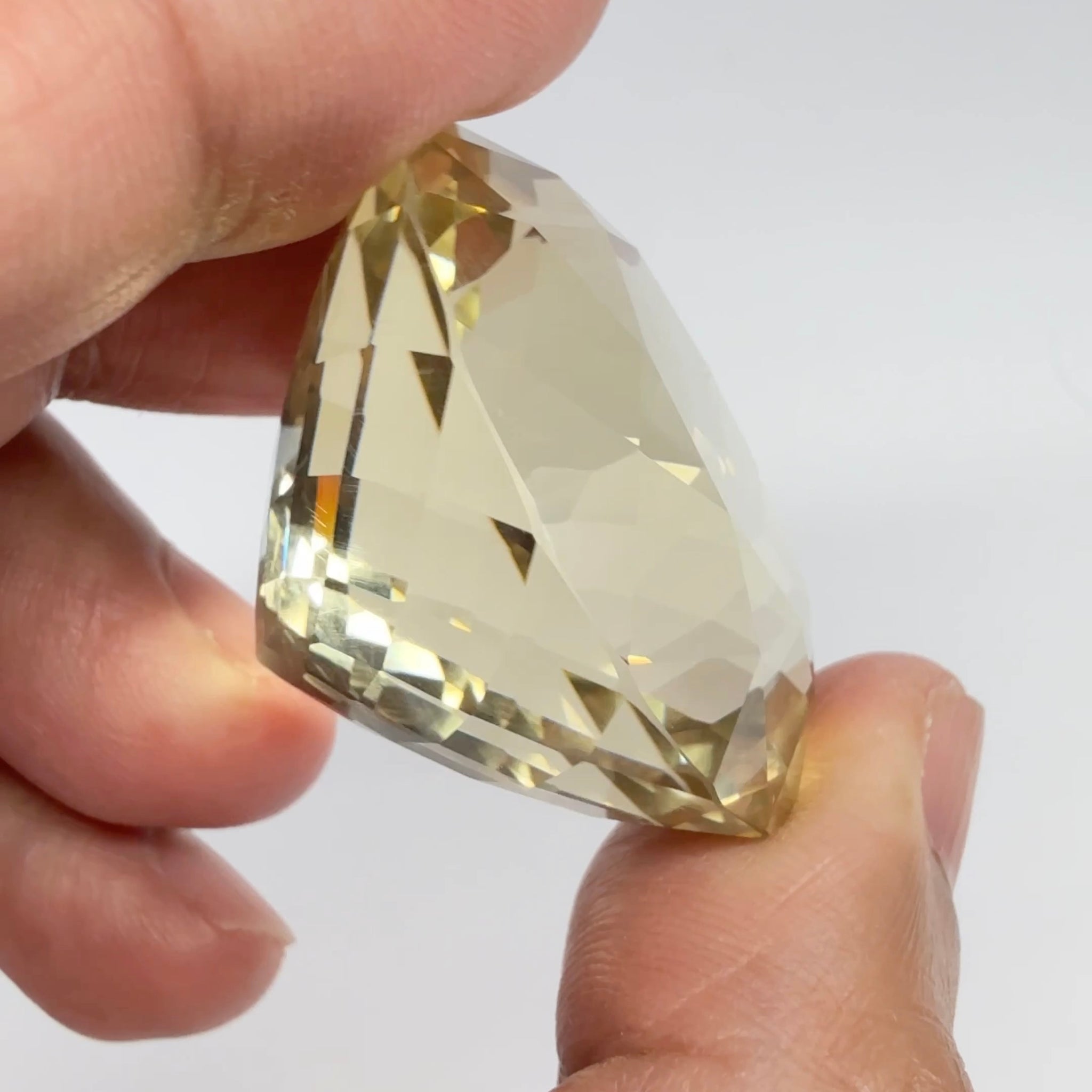 Congo Citrine, 154.79ct, Untreated Unheated. Native cut, culet slightly damaged, not easily noticeable, see pics and vid, 35.10 x 24.60mm