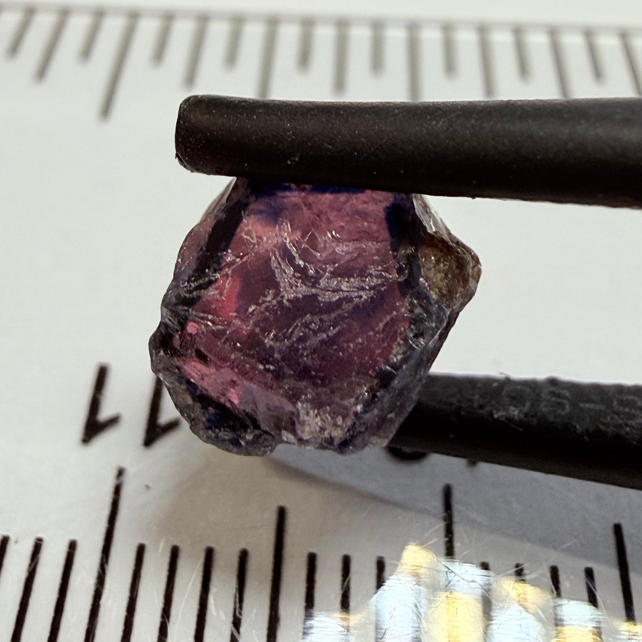 Winza Sapphire, 4.09ct, Winza, Tanzania, Untreated Unheated, vs- vvs and slightly cloudy