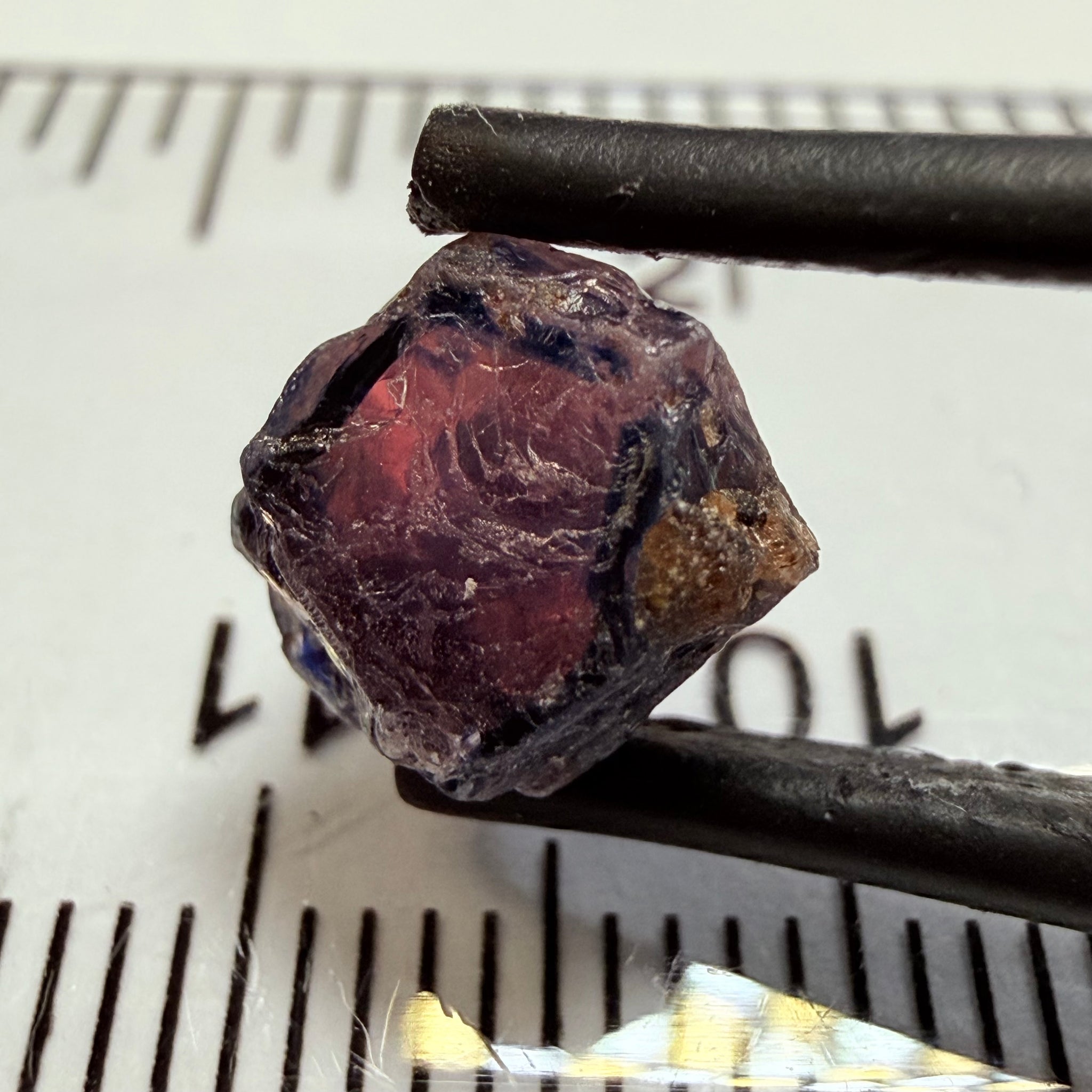 Winza Sapphire, 4.09ct, Winza, Tanzania, Untreated Unheated, vs- vvs and slightly cloudy