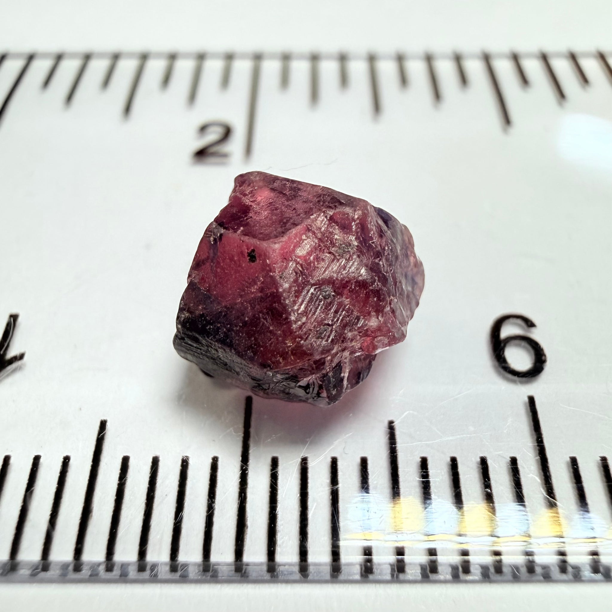 Winza Sapphire, 3.52ct, Winza, Tanzania, Untreated Unheated, cracks on the outside that will need to be removed before faceting, rest vs- vvs, see the brighter backlit pics, I have indicated crack positions