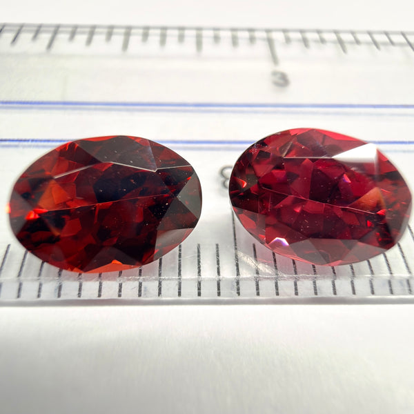 Garnet, 3.70ct, pair, mismatched colours, Tanzania, Untreated Unheated
