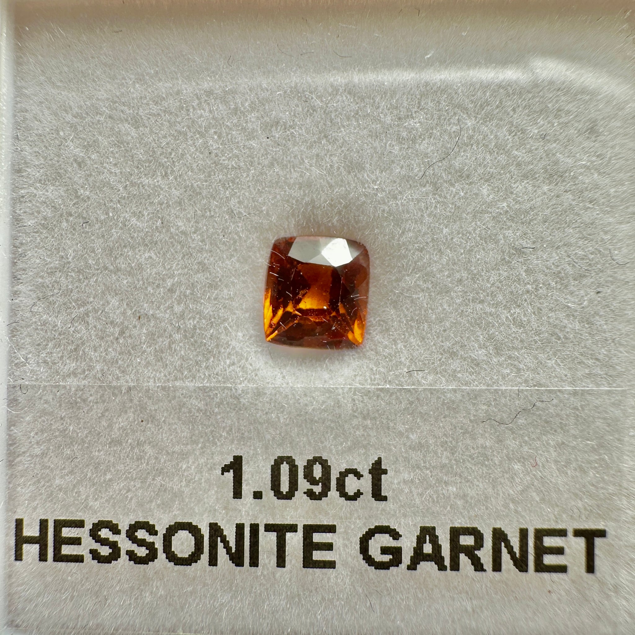Hessonite Garnet, 1.09ct, Untreated Unheated, native cut