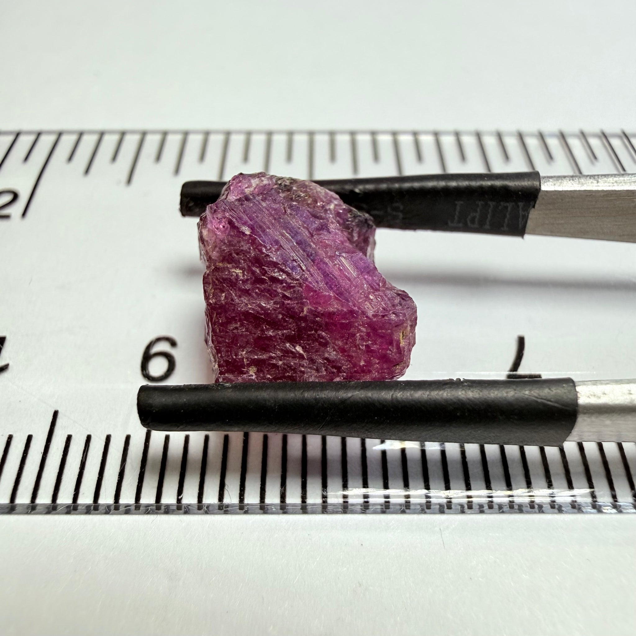 Winza Sapphire, 9.23ct, Winza, Tanzania, Untreated Unheated, included but can be faceted with inclusions, see backlit pics and video