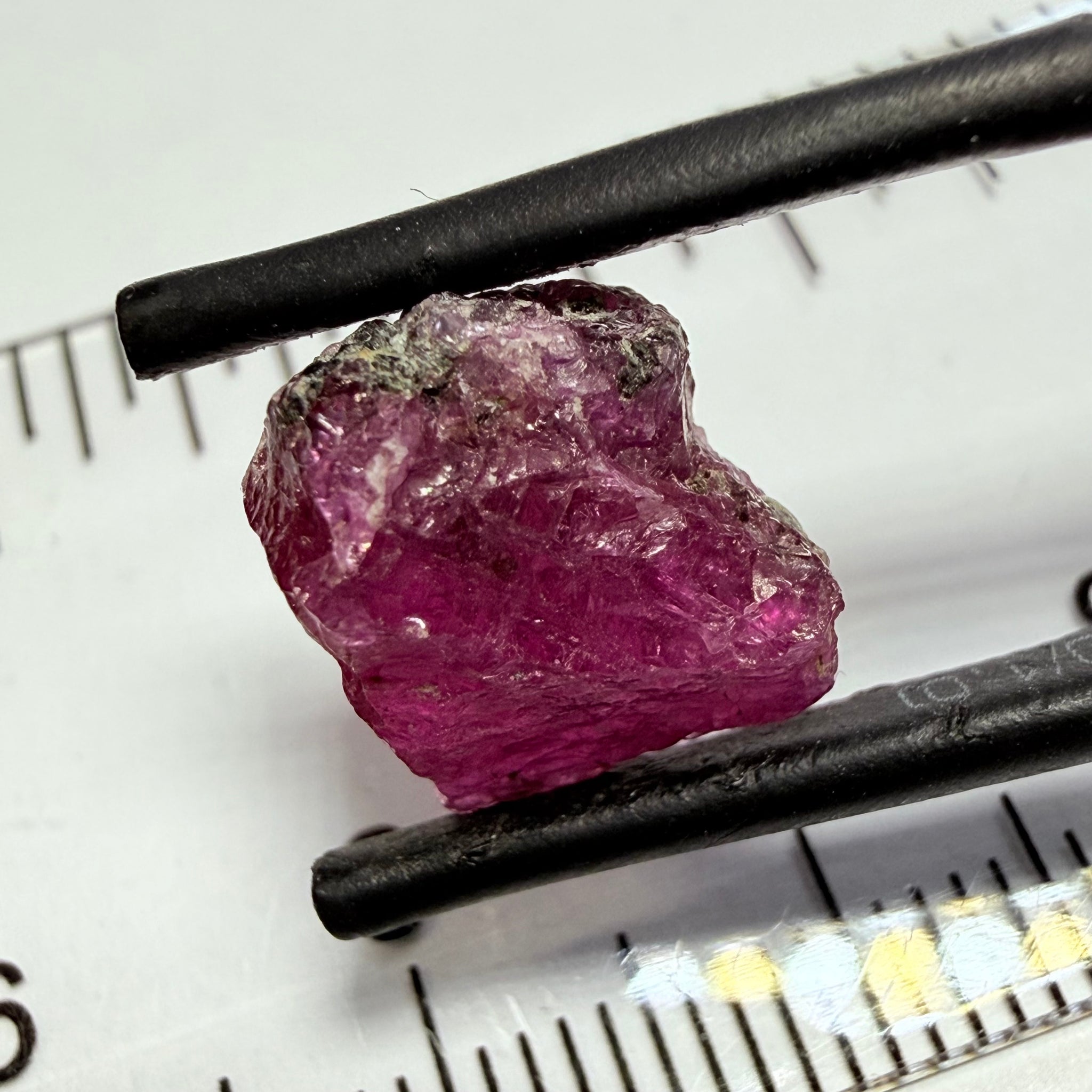 Winza Sapphire, 9.23ct, Winza, Tanzania, Untreated Unheated, included but can be faceted with inclusions, see backlit pics and video