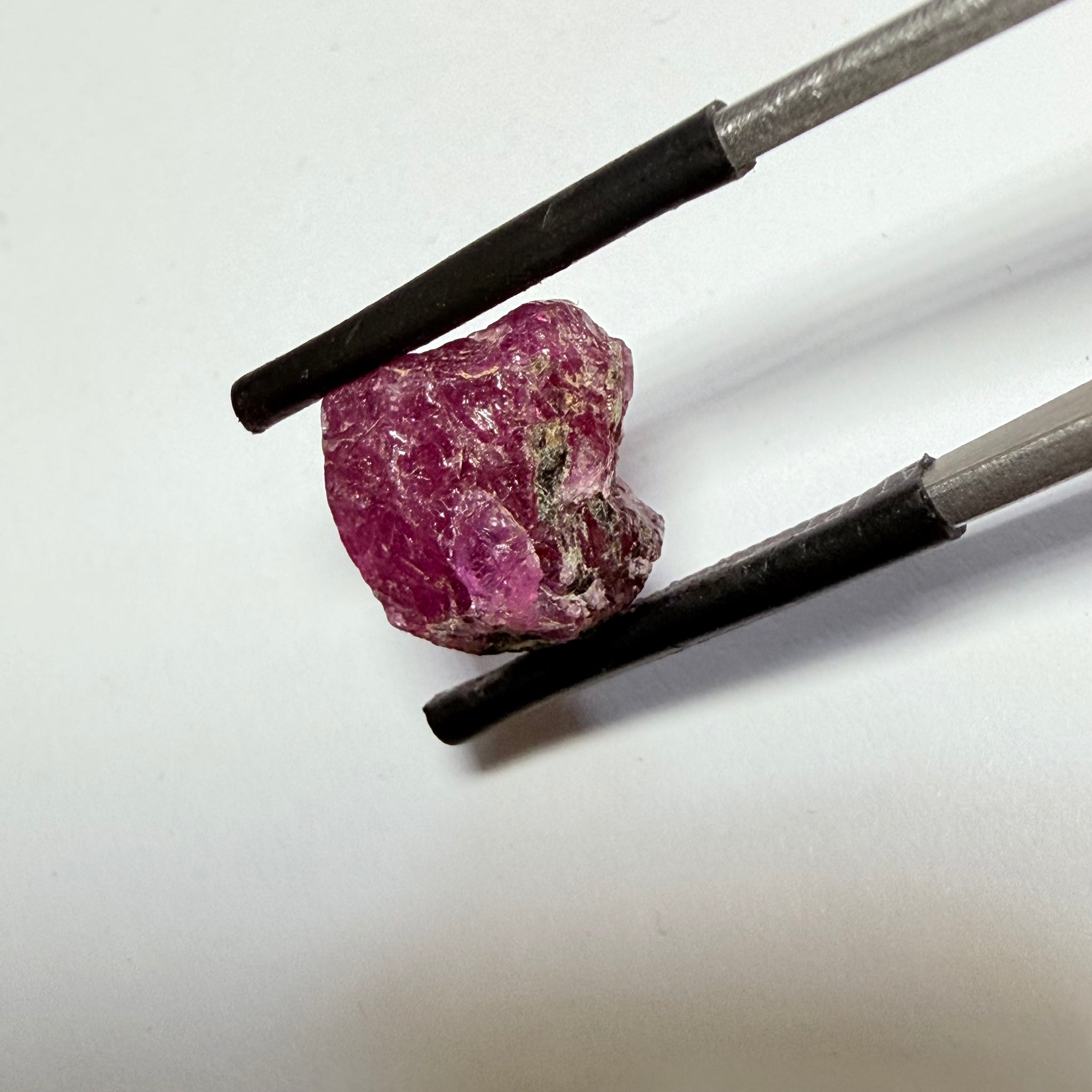 Winza Sapphire, 9.23ct, Winza, Tanzania, Untreated Unheated, included but can be faceted with inclusions, see backlit pics and video