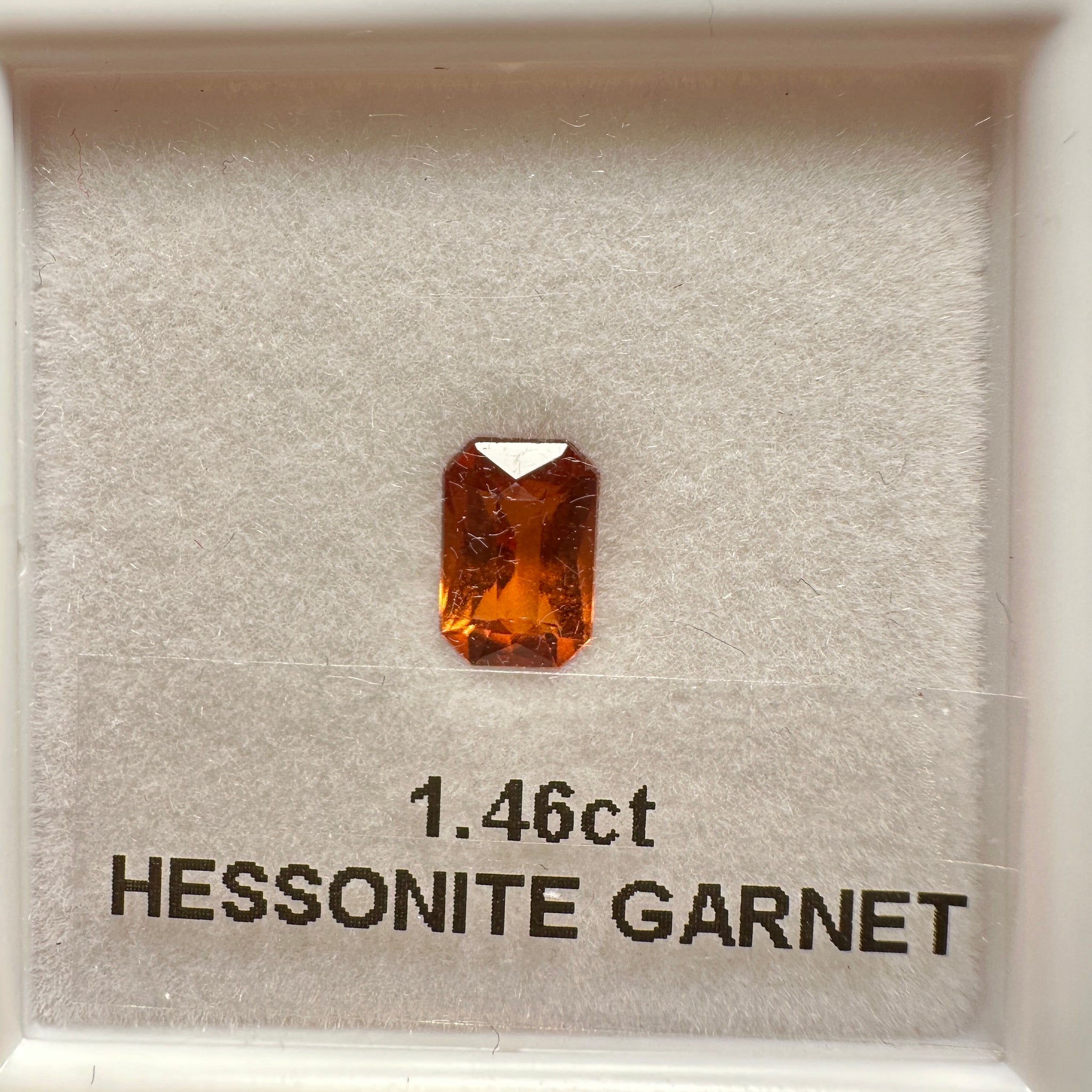 Hessonite Garnet, 1.46ct, Untreated Unheated, native cut