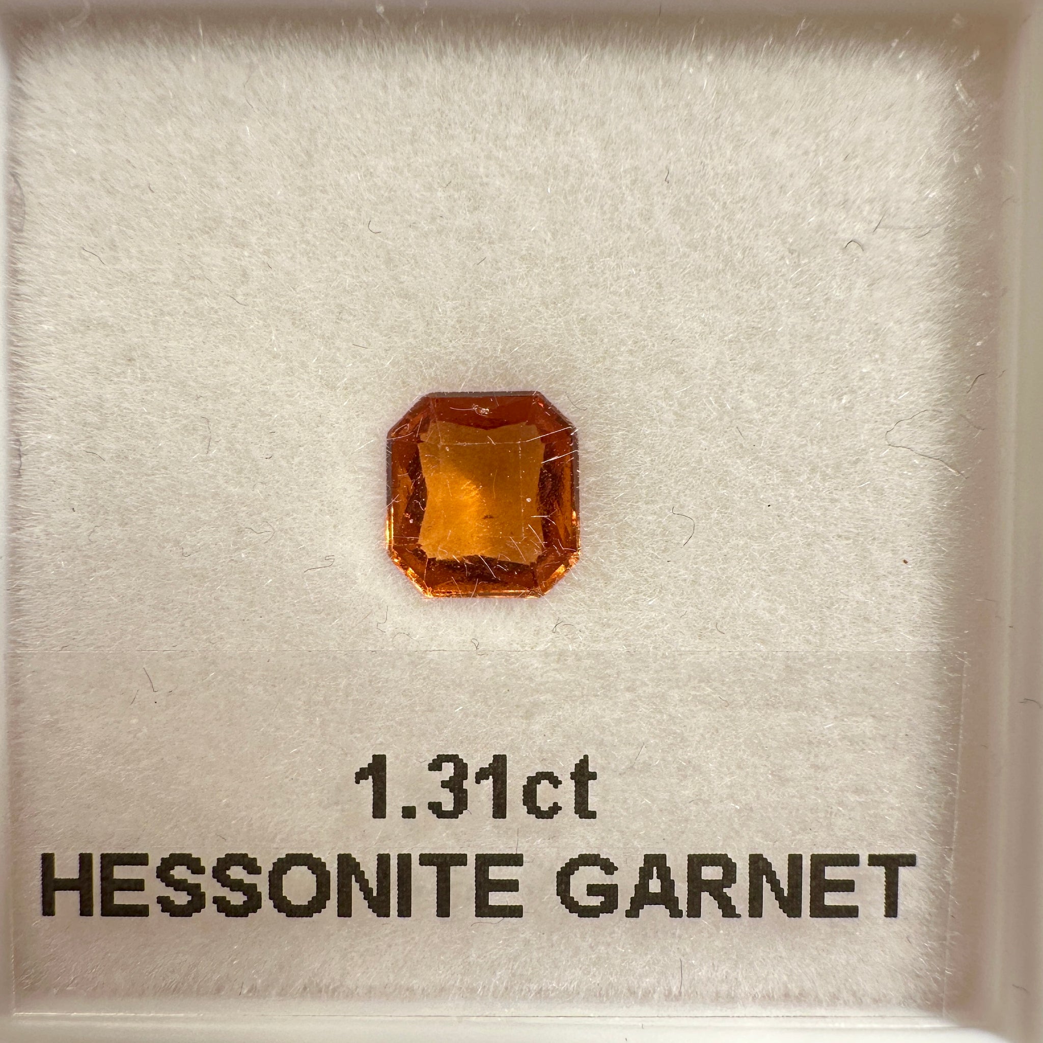 Hessonite Garnet, 1.31ct, Untreated Unheated, native cut