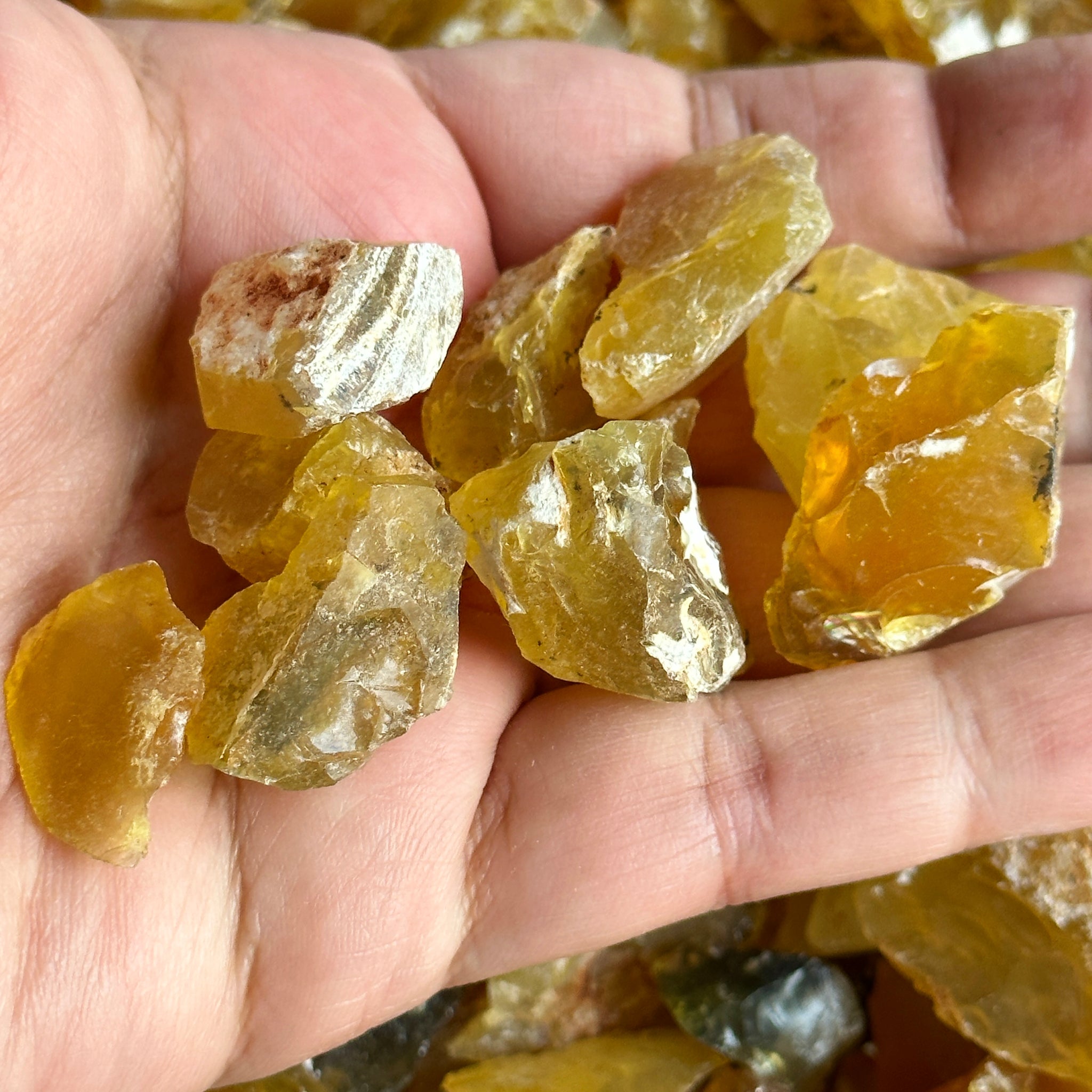 Opal, Tanzania, transparent to translucent, small sizes, per PIECE, cabbing and faceting rough