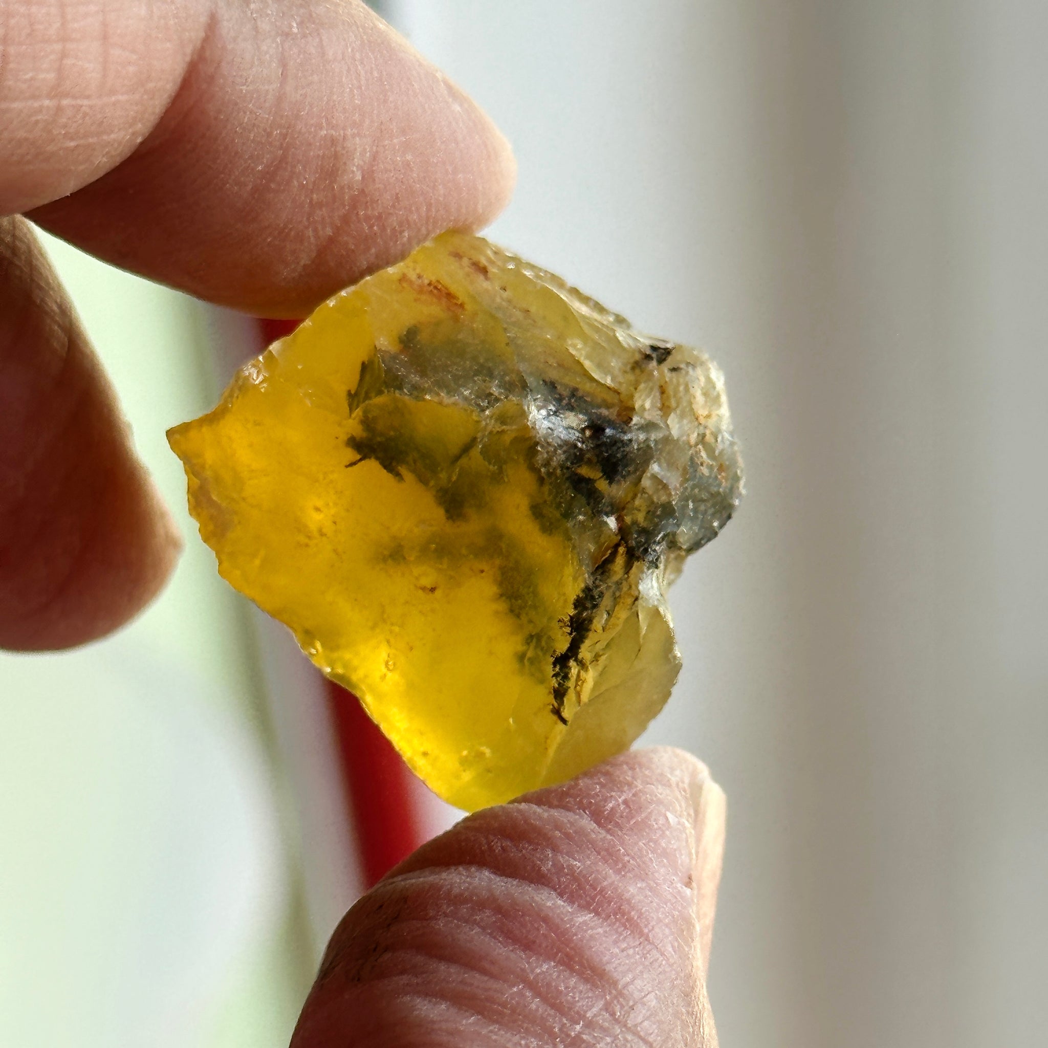 Opal, Tanzania, transparent to translucent, small sizes, per PIECE, cabbing and faceting rough