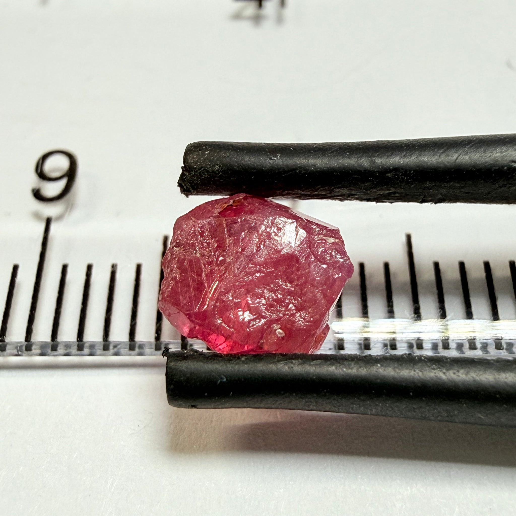 Winza Sapphire, 1.73ct, Winza, Tanzania, Untreated Unheated. Slightly included