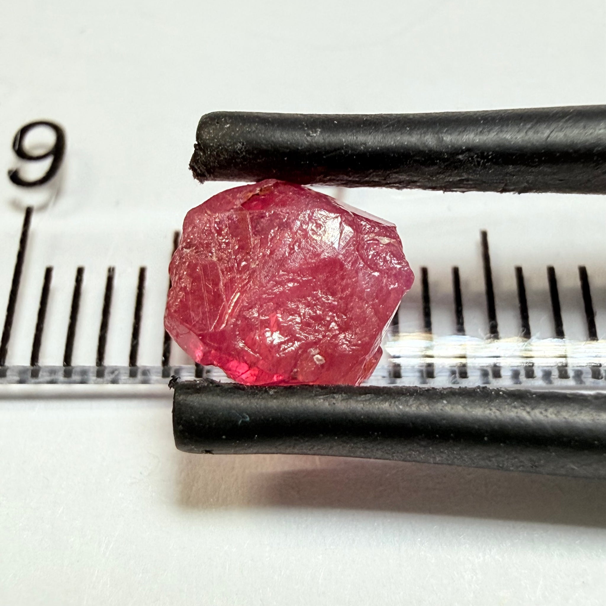 Winza Sapphire, 1.73ct, Winza, Tanzania, Untreated Unheated. Slightly included