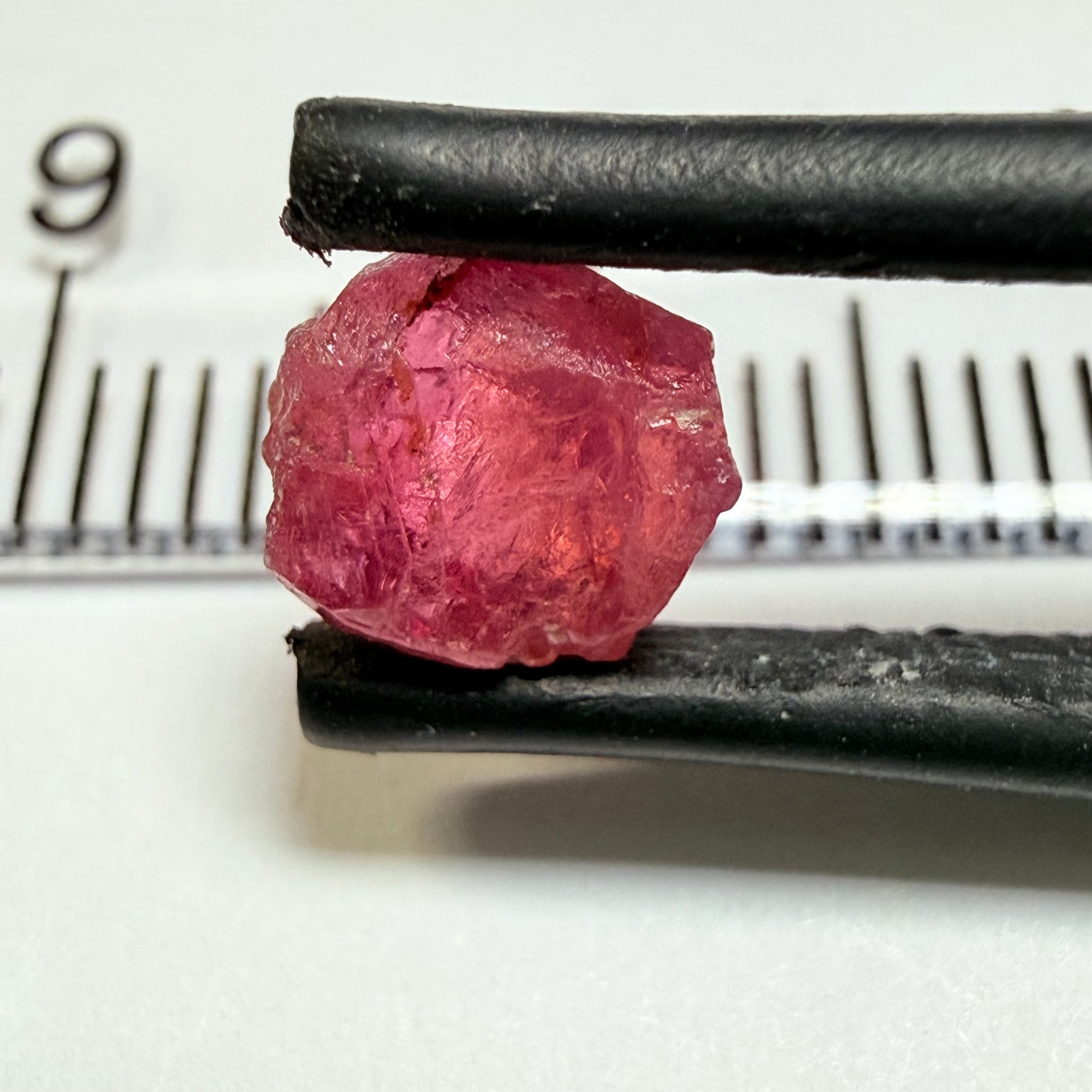 Winza Sapphire, 1.73ct, Winza, Tanzania, Untreated Unheated. Slightly included