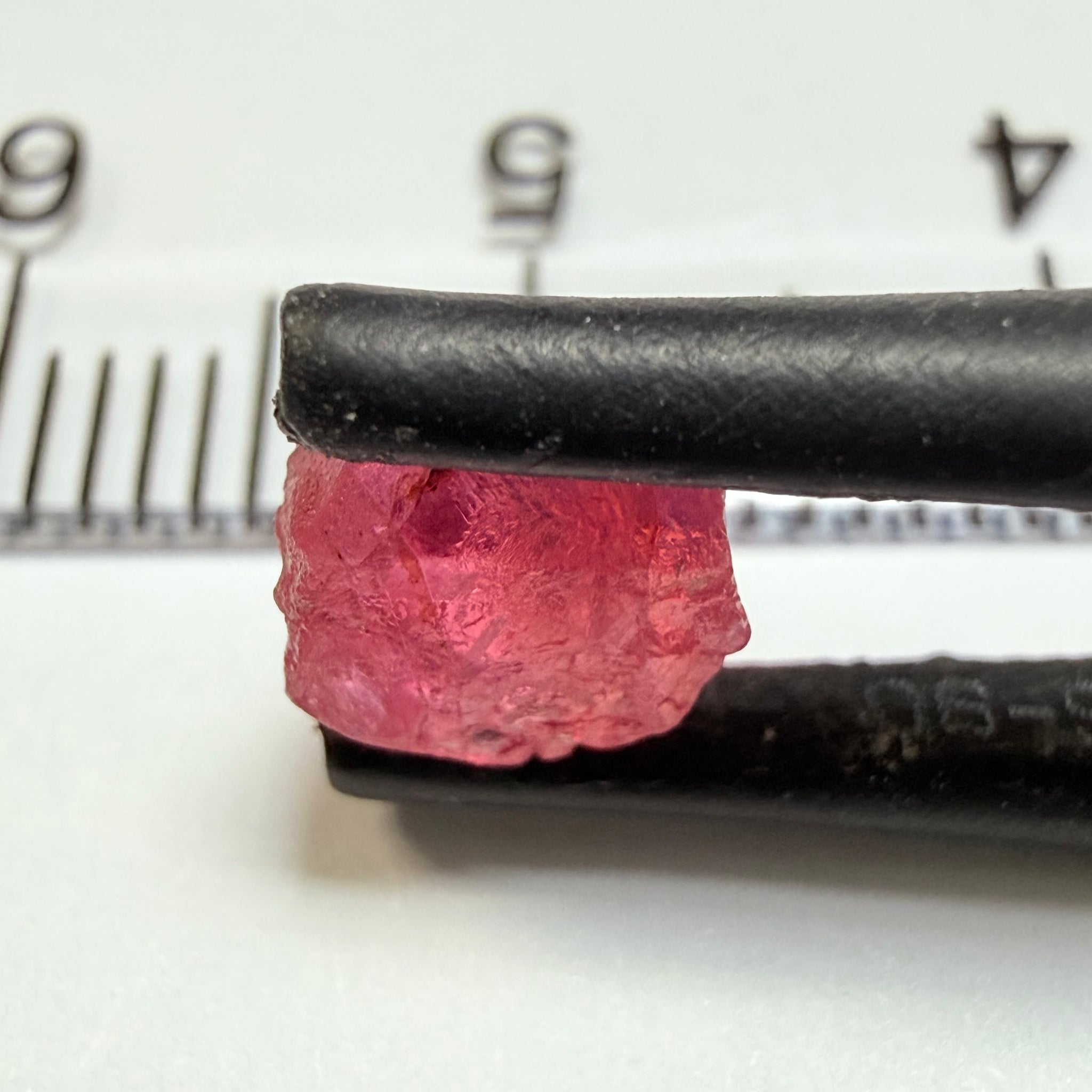 Winza Sapphire, 1.73ct, Winza, Tanzania, Untreated Unheated. Slightly included
