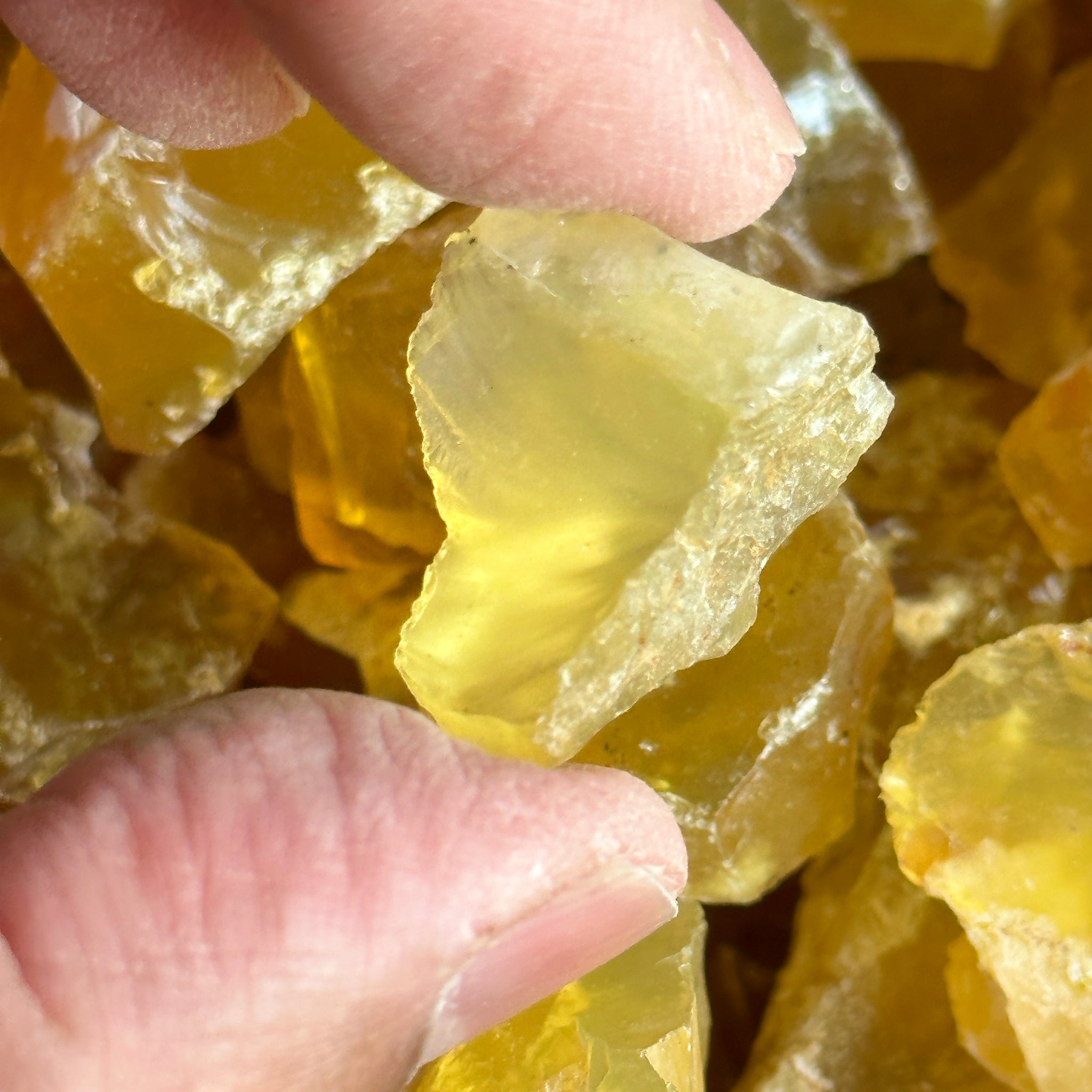 Opal, Tanzania, transparent to translucent, small sizes, per PIECE, cabbing and faceting rough