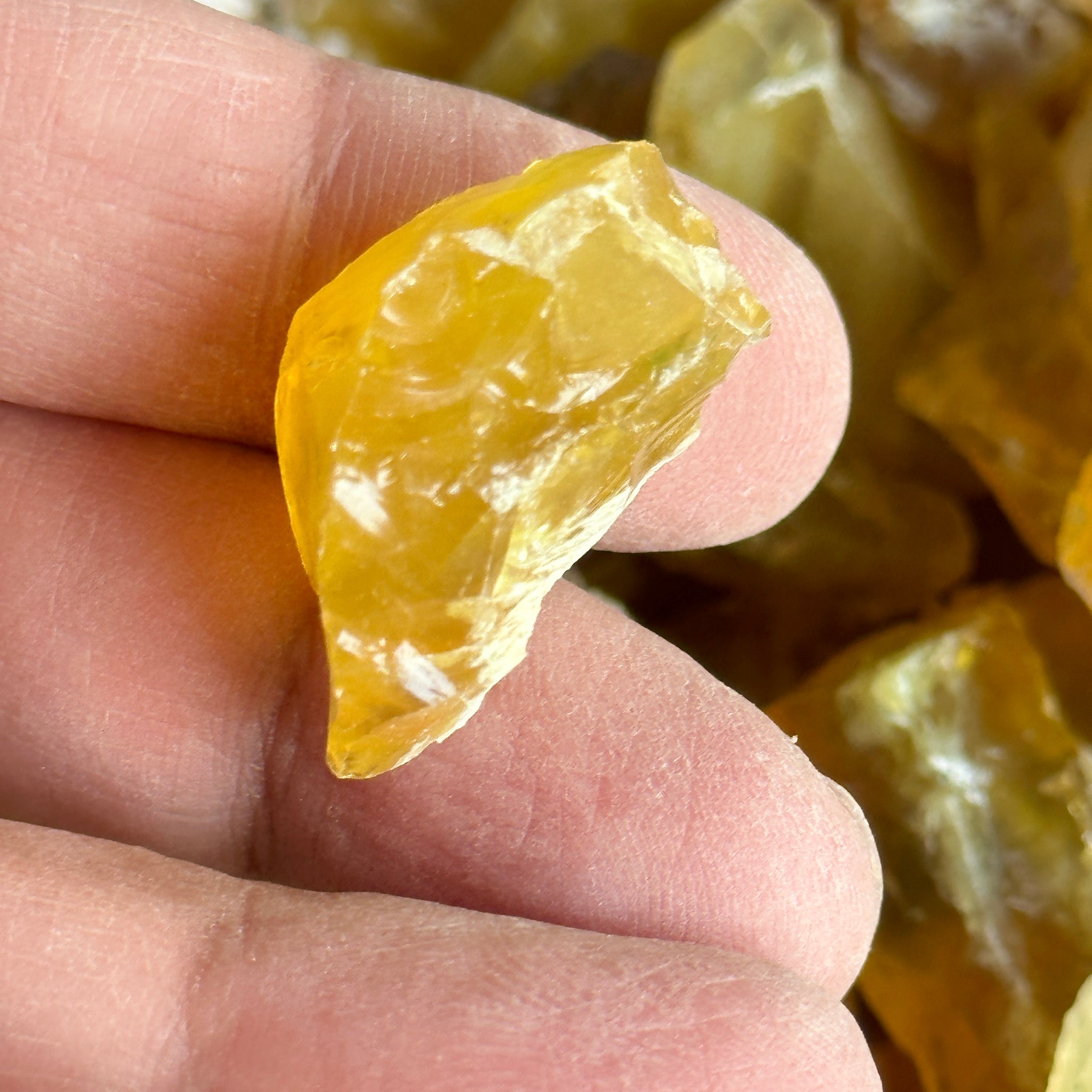 Opal, Tanzania, transparent to translucent, small sizes, per PIECE, cabbing and faceting rough