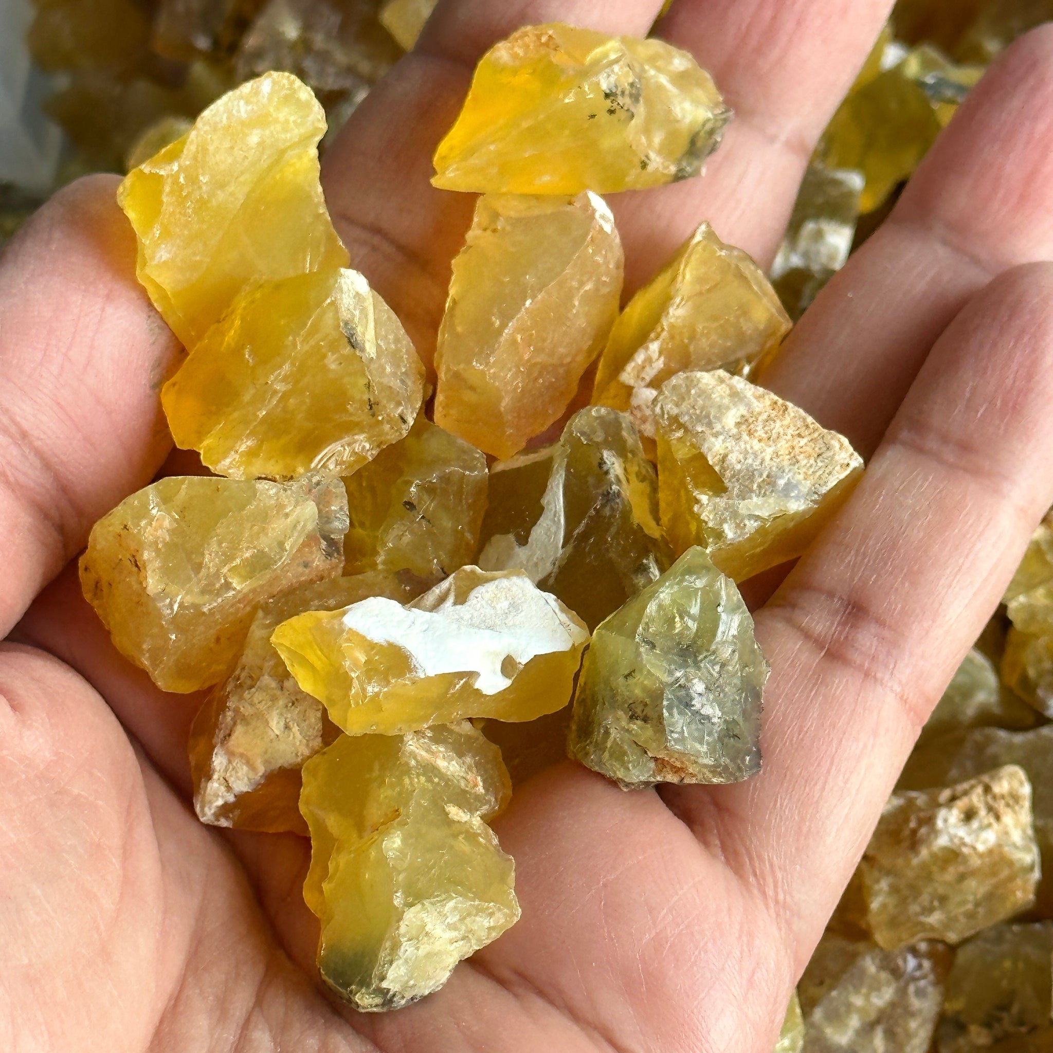 Opal, Tanzania, transparent to translucent, small sizes, per PIECE, cabbing and faceting rough