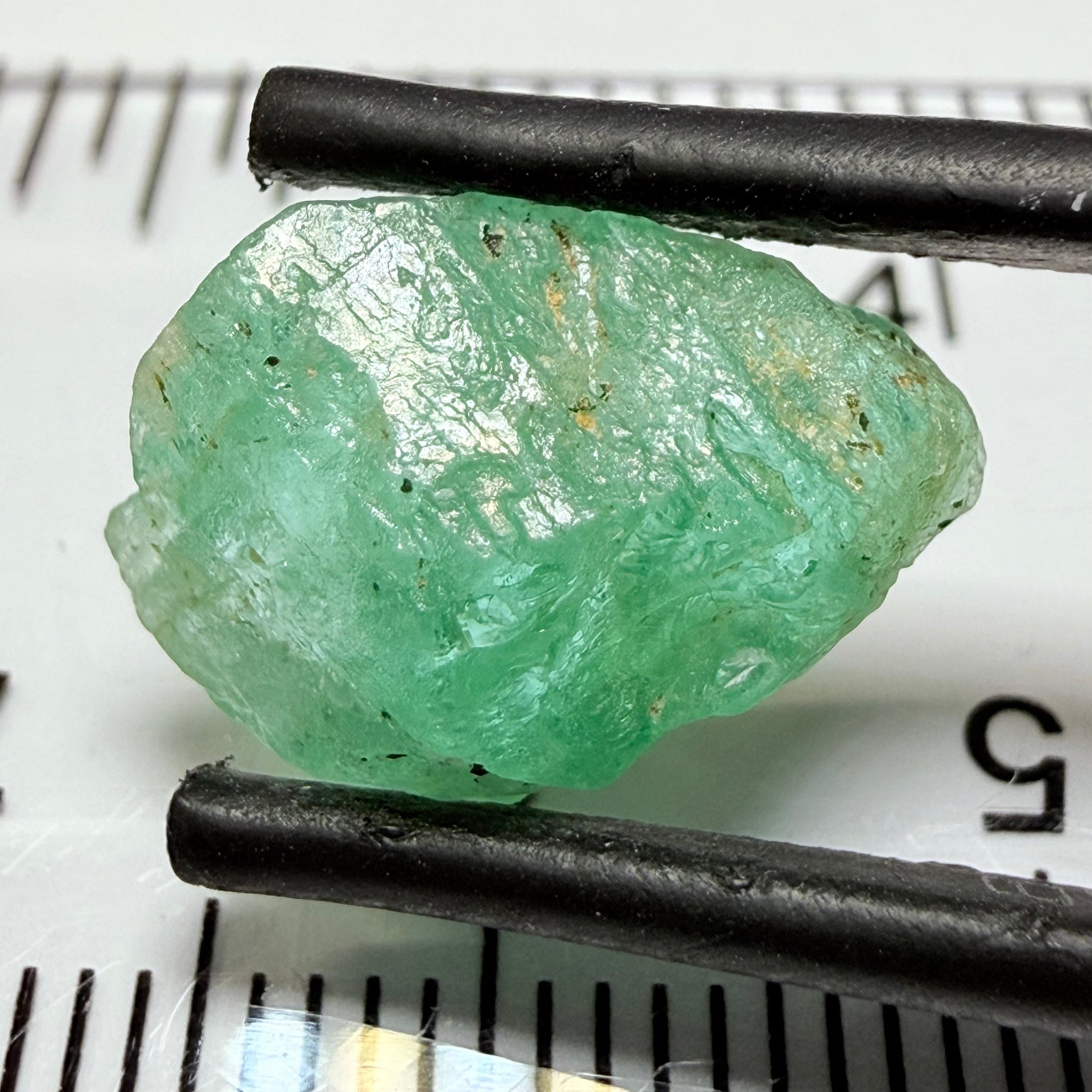 Emerald, 6.37ct, Tanzania, Untreated Unheated, no oil. Great for setting as is in jewellery or cabbing