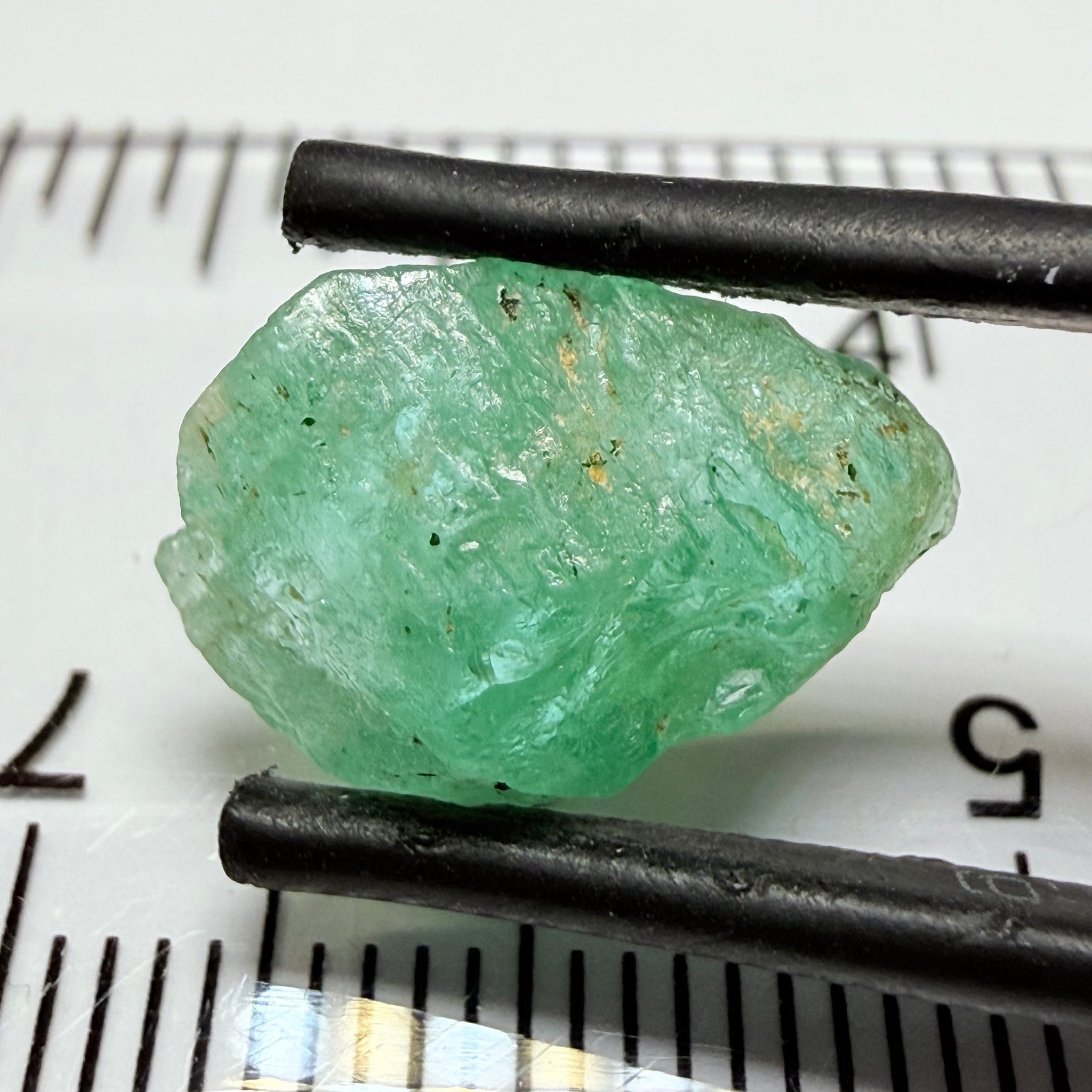 Emerald, 6.37ct, Tanzania, Untreated Unheated, no oil. Great for setting as is in jewellery or cabbing