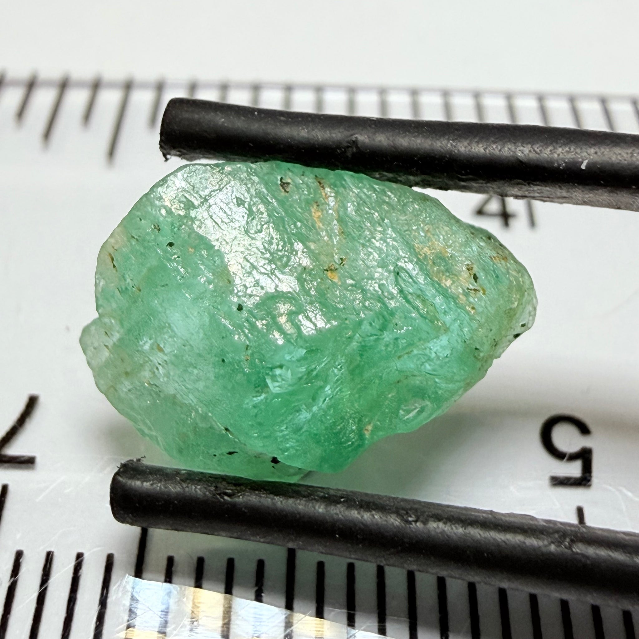 Emerald, 6.37ct, Tanzania, Untreated Unheated, no oil. Great for setting as is in jewellery or cabbing