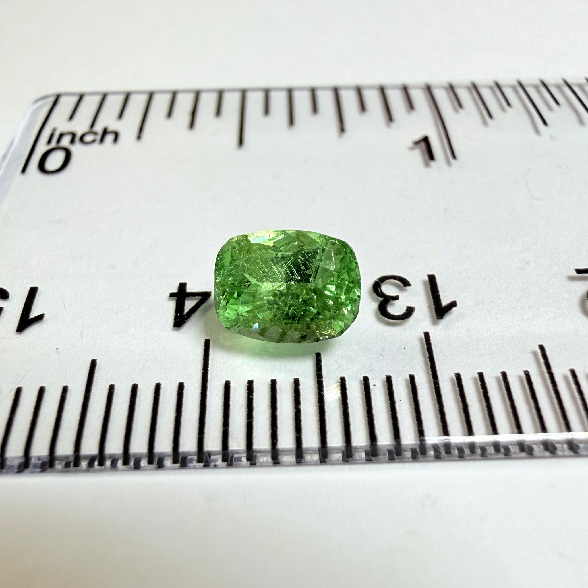 Tsavorite Garnet, 0.97ct, Tanzania, Untreated Unheated