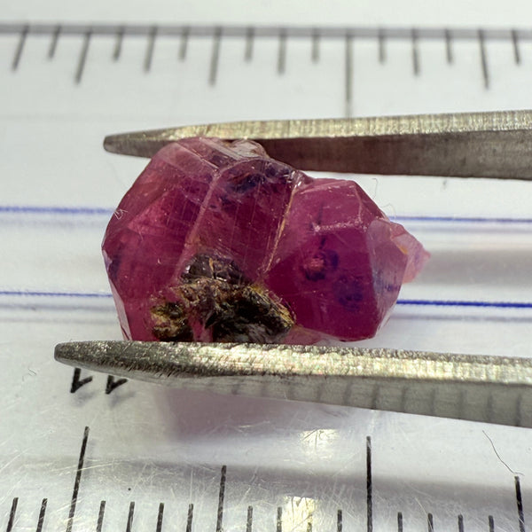 Winza Sapphire Crystal Specimen, 4.88ct, Winza, Tanzania, Untreated, Unheated