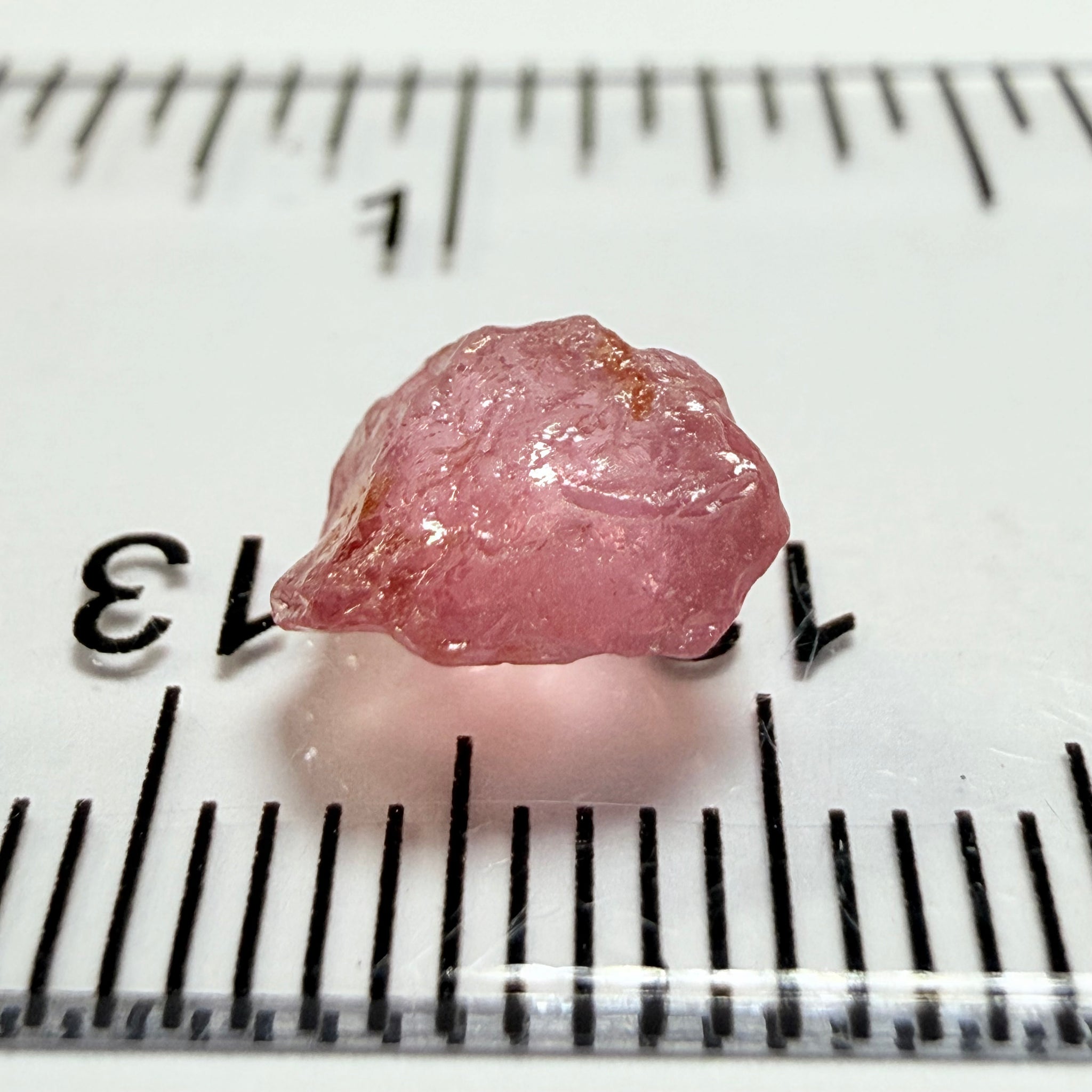 Mahenge Spinel, 2.23ct, Mahenge, Tanzania, Untreated Unheated, vvs with slight silk, slightly flat shape