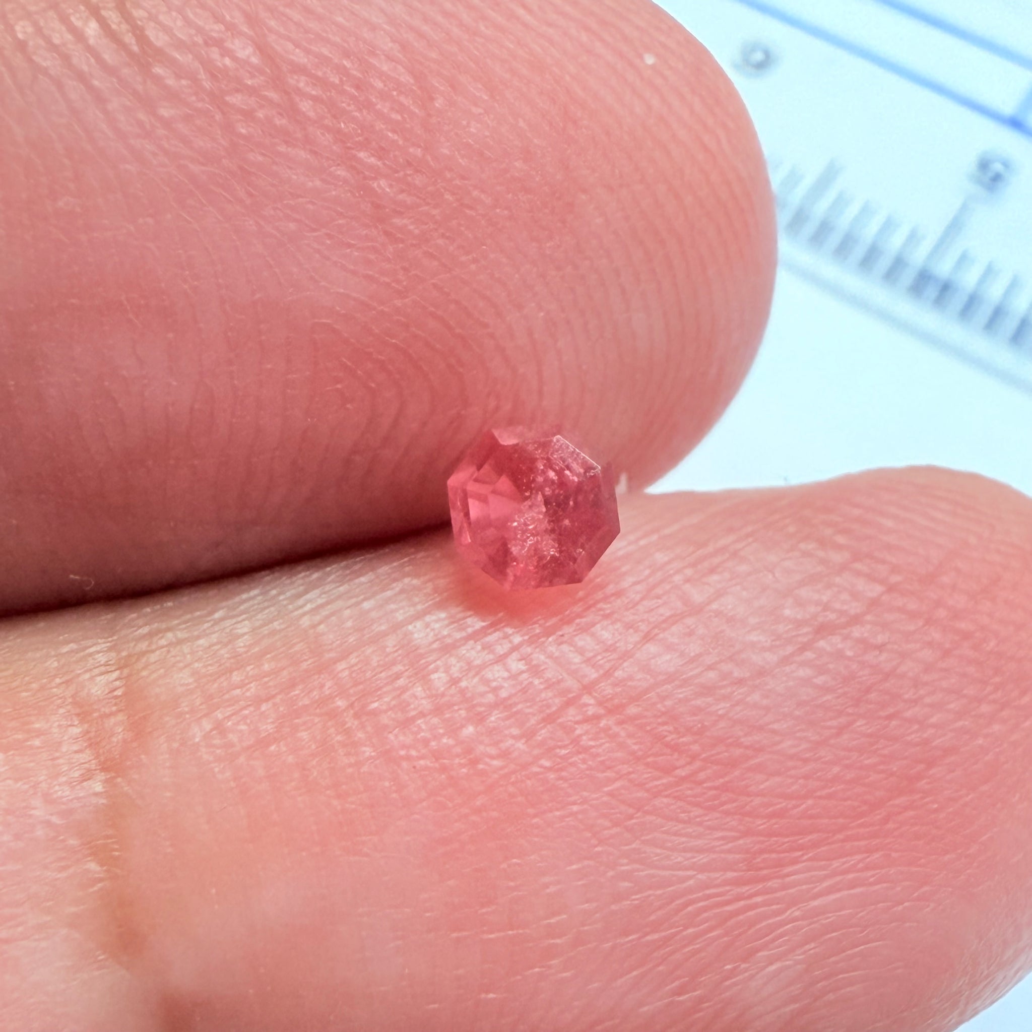 Mahenge Spinel, 0.41ct, Mahenge, Tanzania, Untreated Unheated, for a high setting