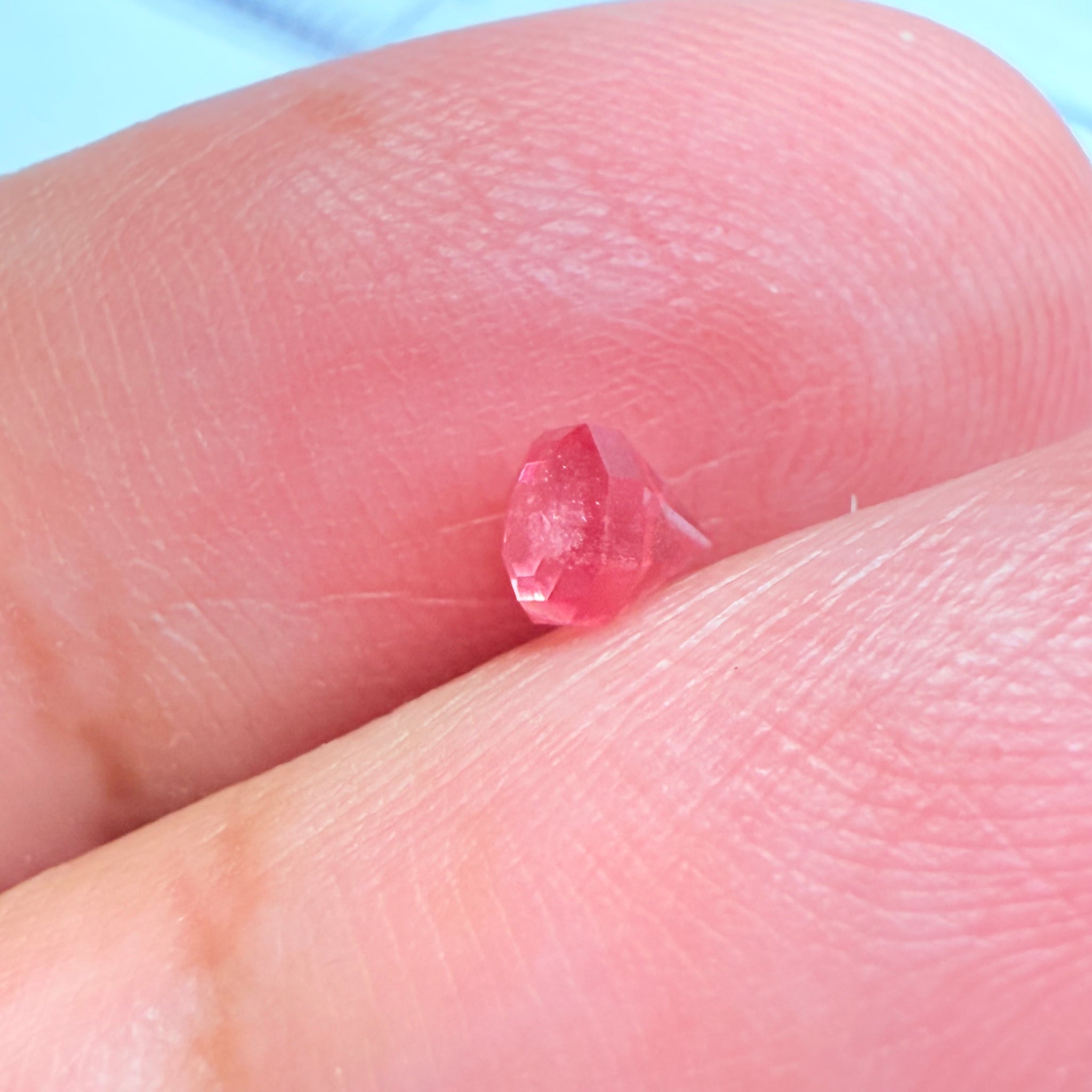 Mahenge Spinel, 0.41ct, Mahenge, Tanzania, Untreated Unheated, for a high setting