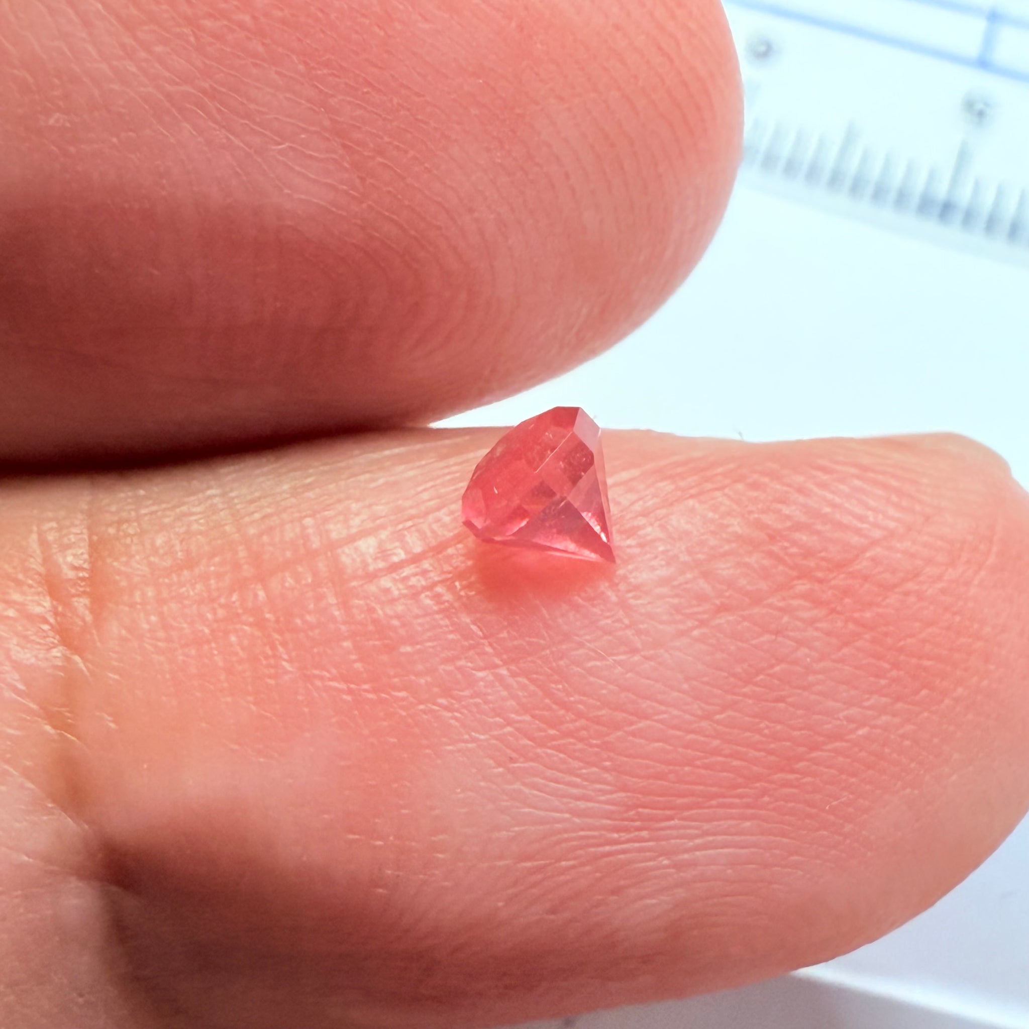 Mahenge Spinel, 0.41ct, Mahenge, Tanzania, Untreated Unheated, for a high setting