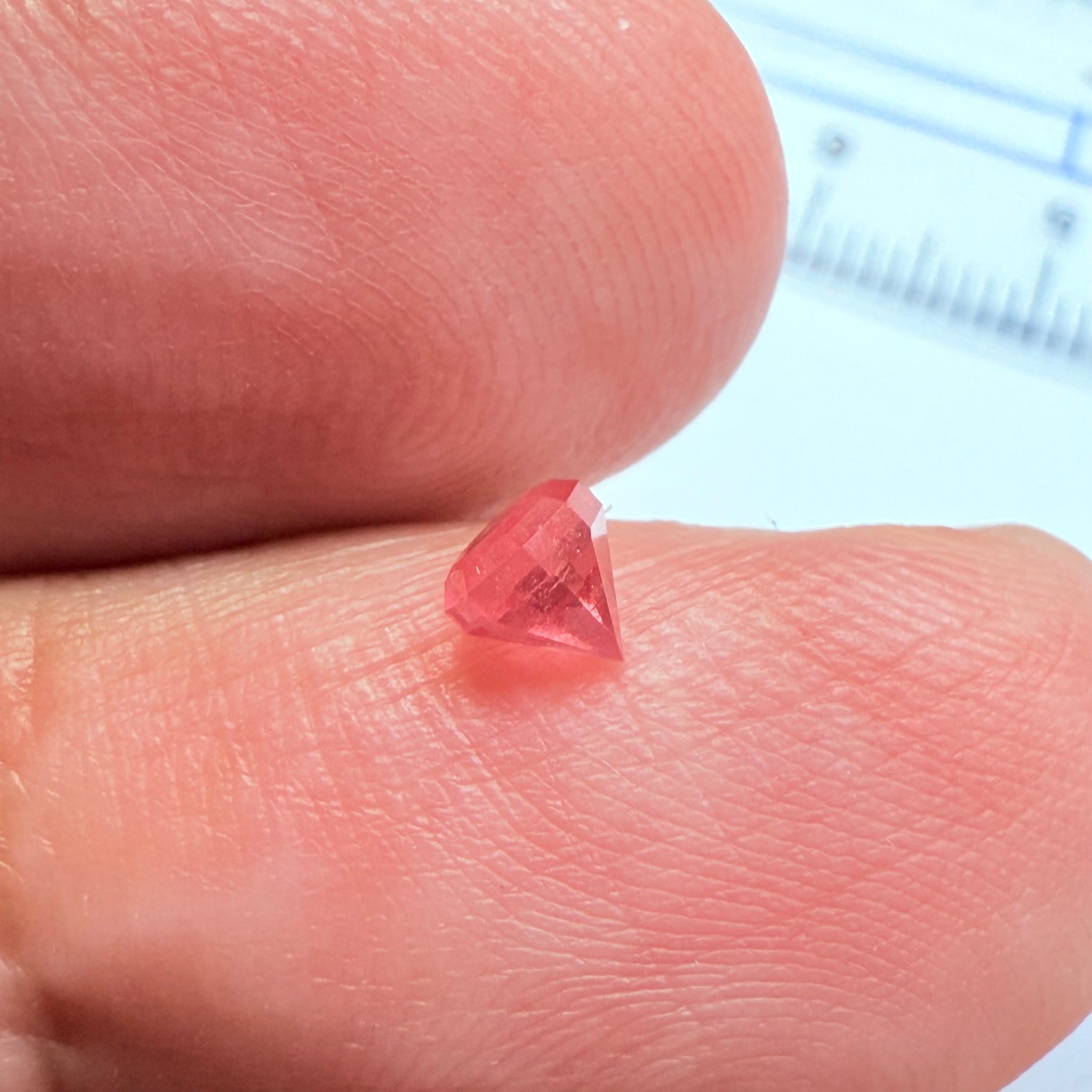 Mahenge Spinel, 0.41ct, Mahenge, Tanzania, Untreated Unheated, for a high setting