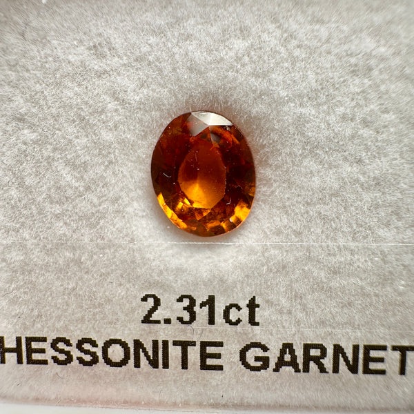 Hessonite Garnet, 2.31ct, Untreated Unheated, native cut