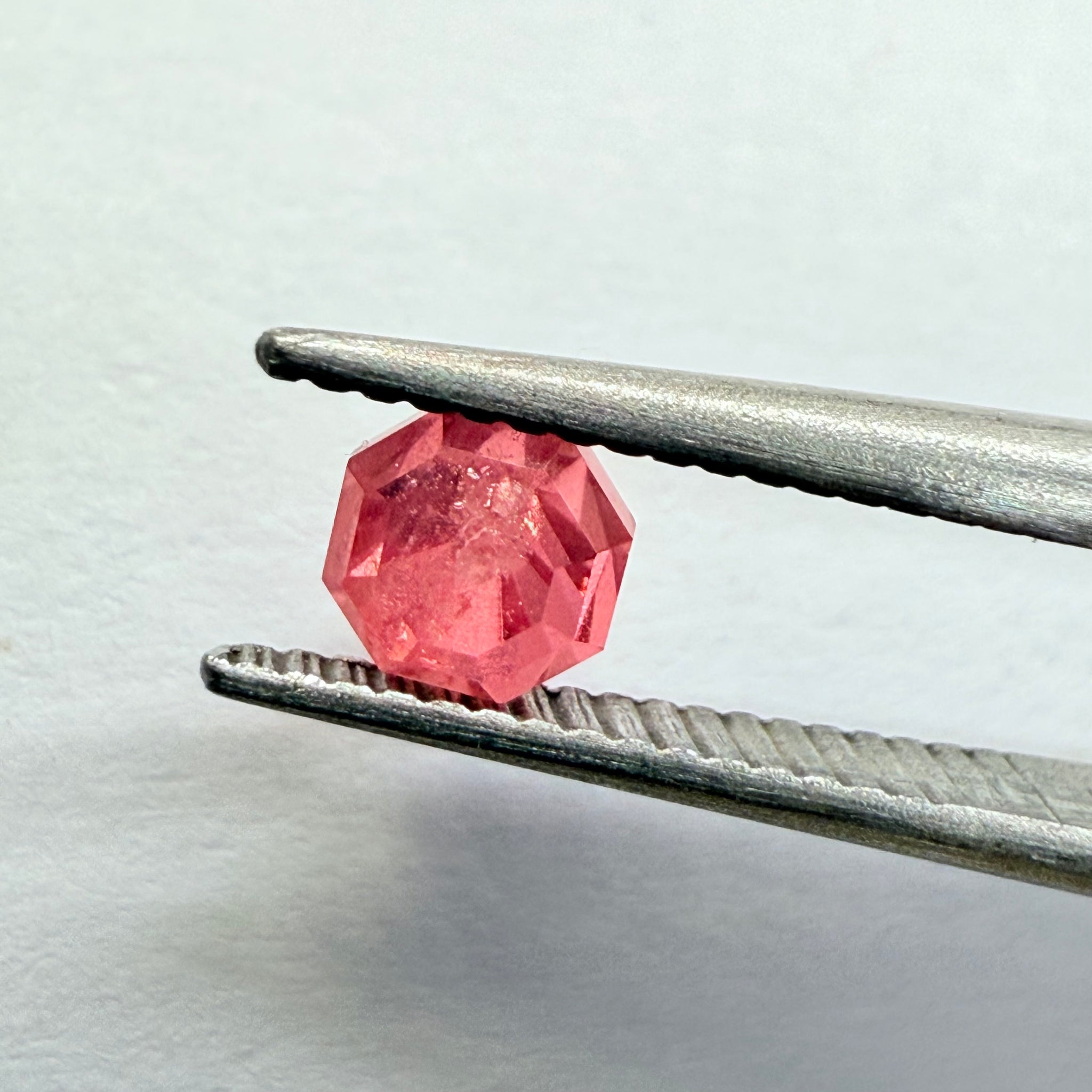 Mahenge Spinel, 0.41ct, Mahenge, Tanzania, Untreated Unheated, for a high setting