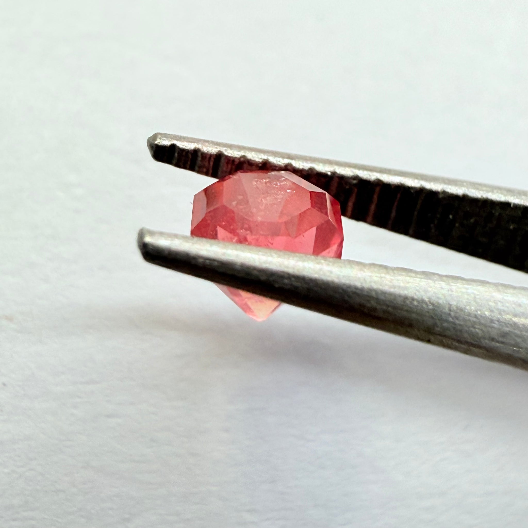 Mahenge Spinel, 0.41ct, Mahenge, Tanzania, Untreated Unheated, for a high setting