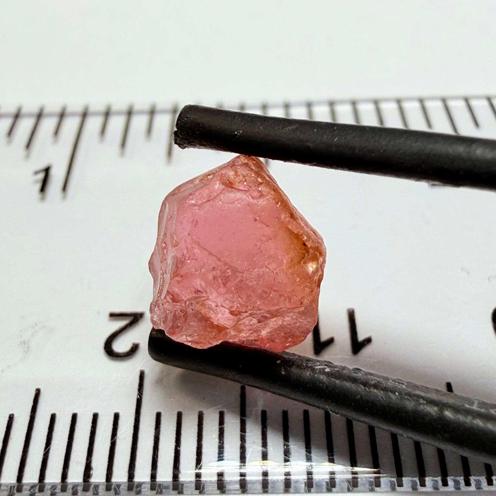 Mahenge Spinel, 3.86ct, Mahenge, Tanzania, Untreated Unheated, vs-vvs with slight silk