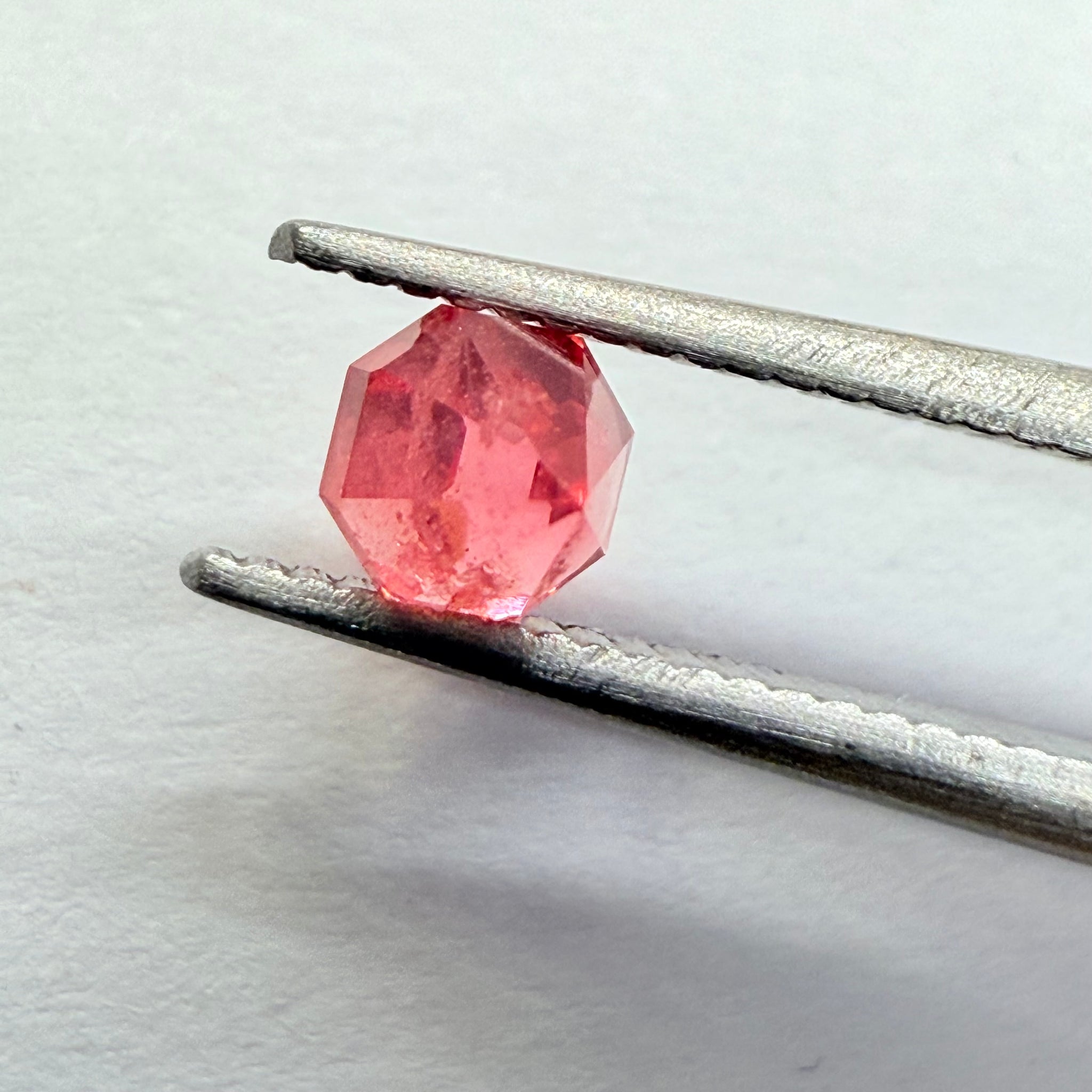Mahenge Spinel, 0.41ct, Mahenge, Tanzania, Untreated Unheated, for a high setting